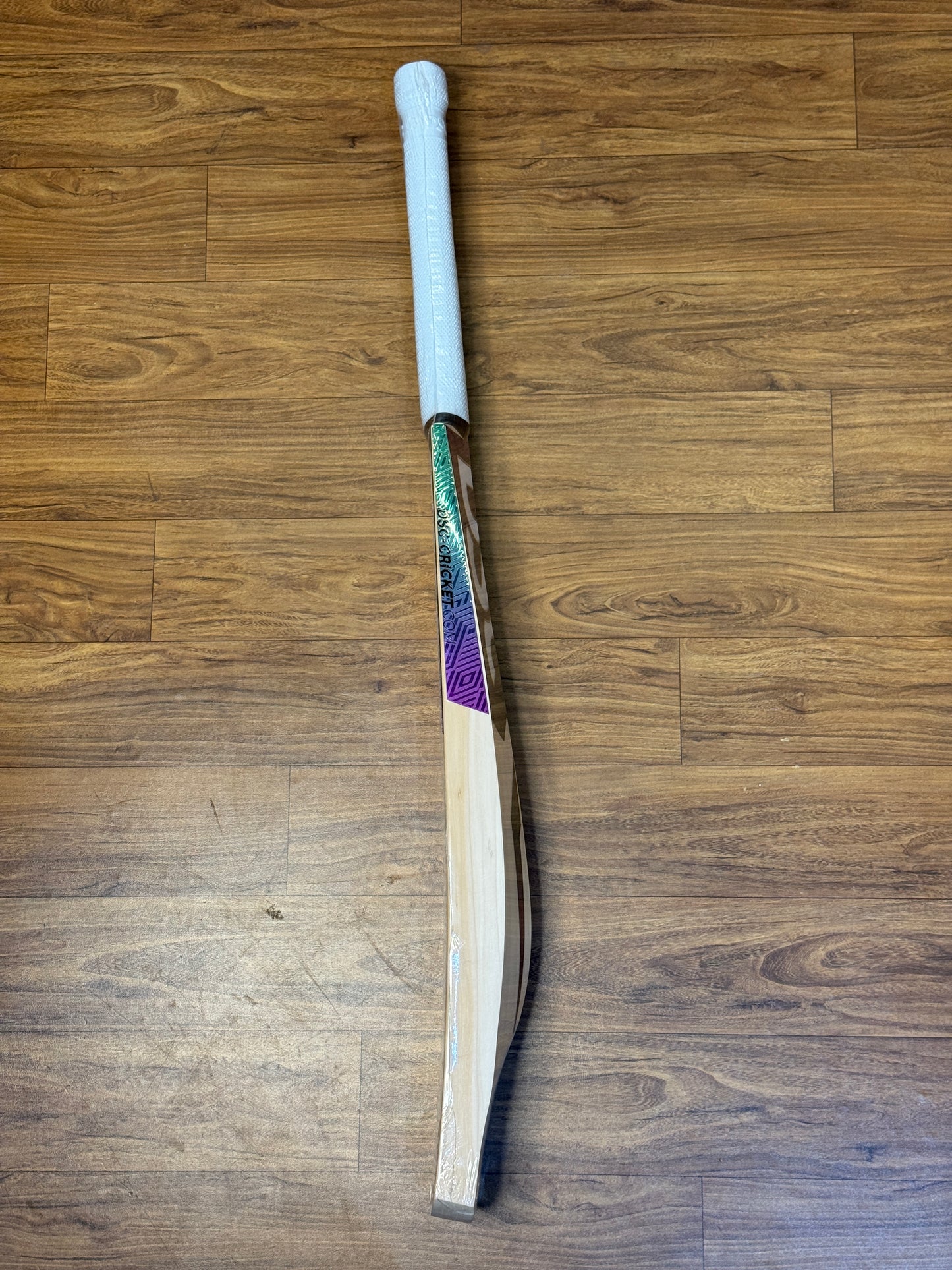 DSC RS 080 ENGLISH WILLOW CRICKET BAT-SH