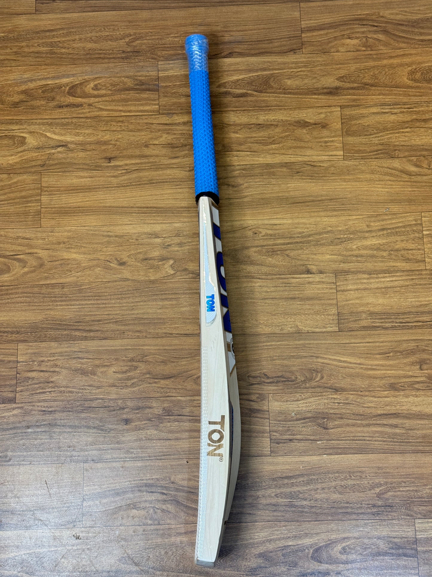 SS TON ELITE ENGLISH WILLOW CRICKET BAT-SH