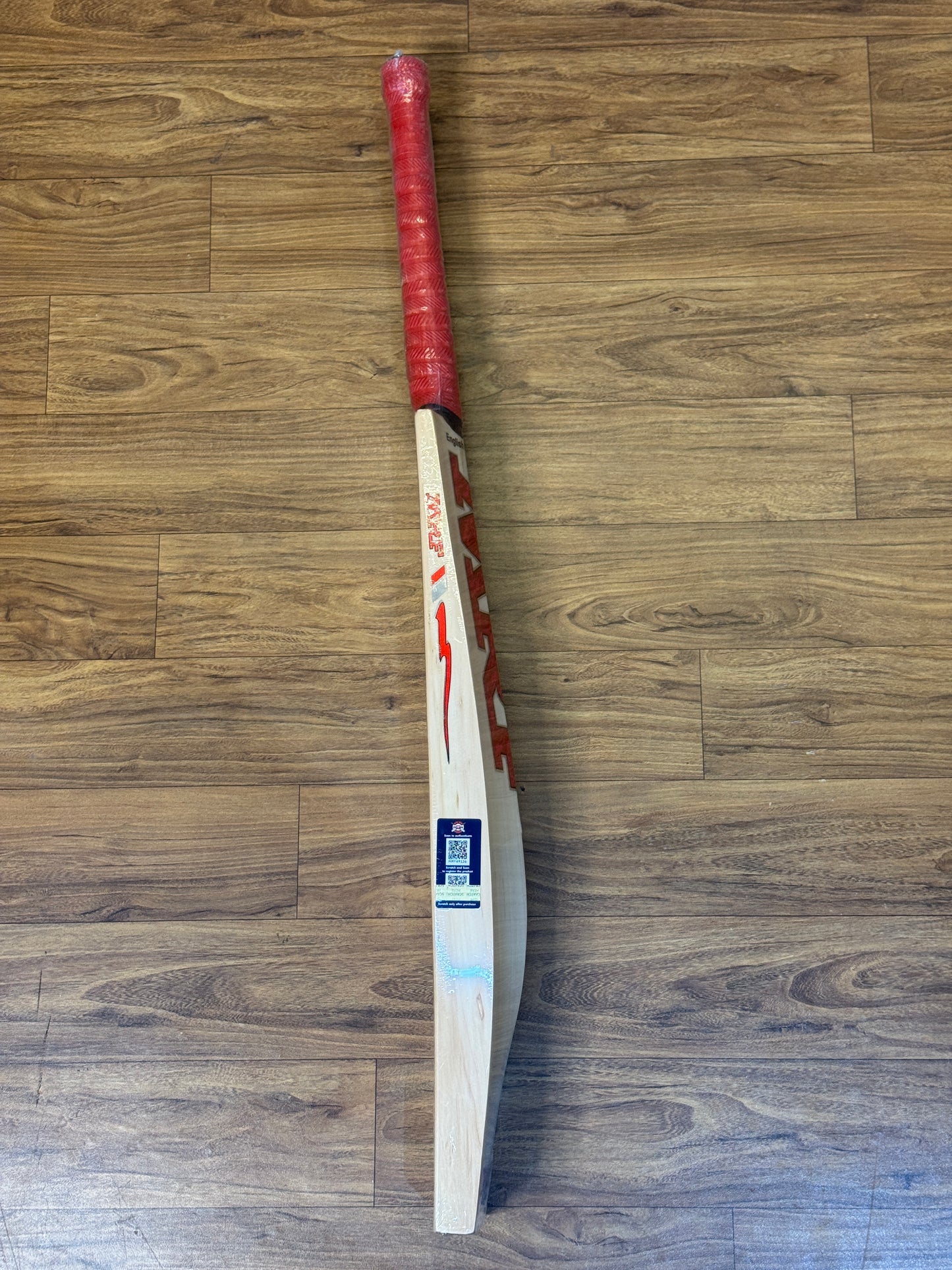 MRF GENIUS RUN MACHINE ENGLISH WILLOW CRICKET BAT - SH