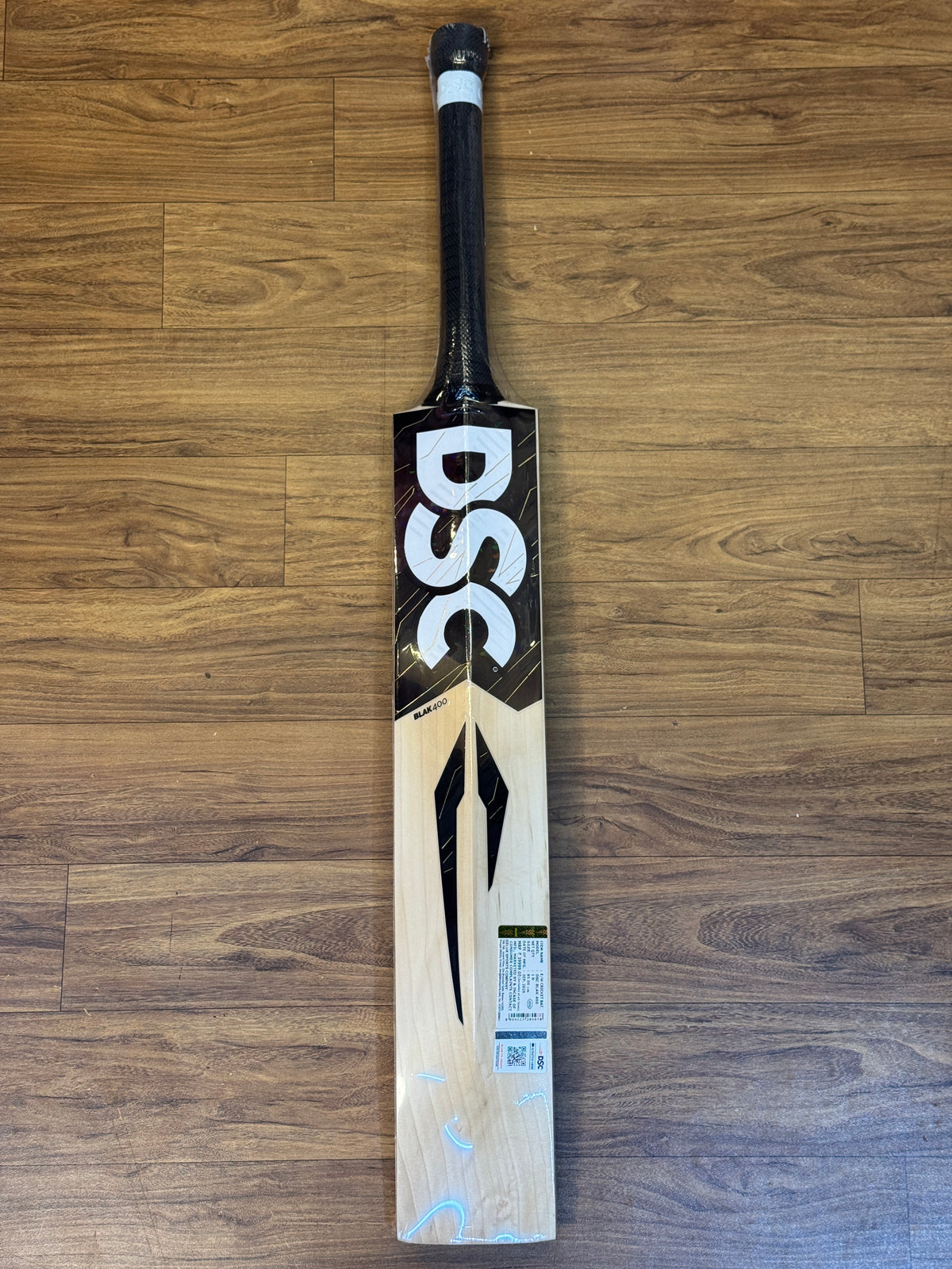 DSC BLAK 400 ENGLISH WILLOW CRICKET BAT-SH