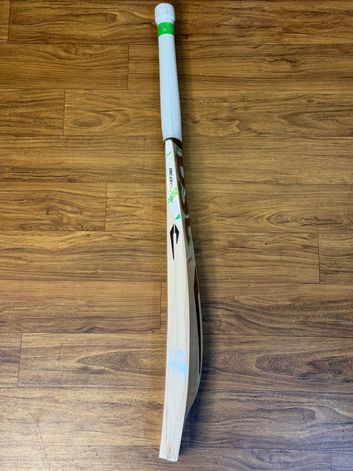 DSC SPLIIT 350 ENGLISH WILLOW CRICKET BAT-SH