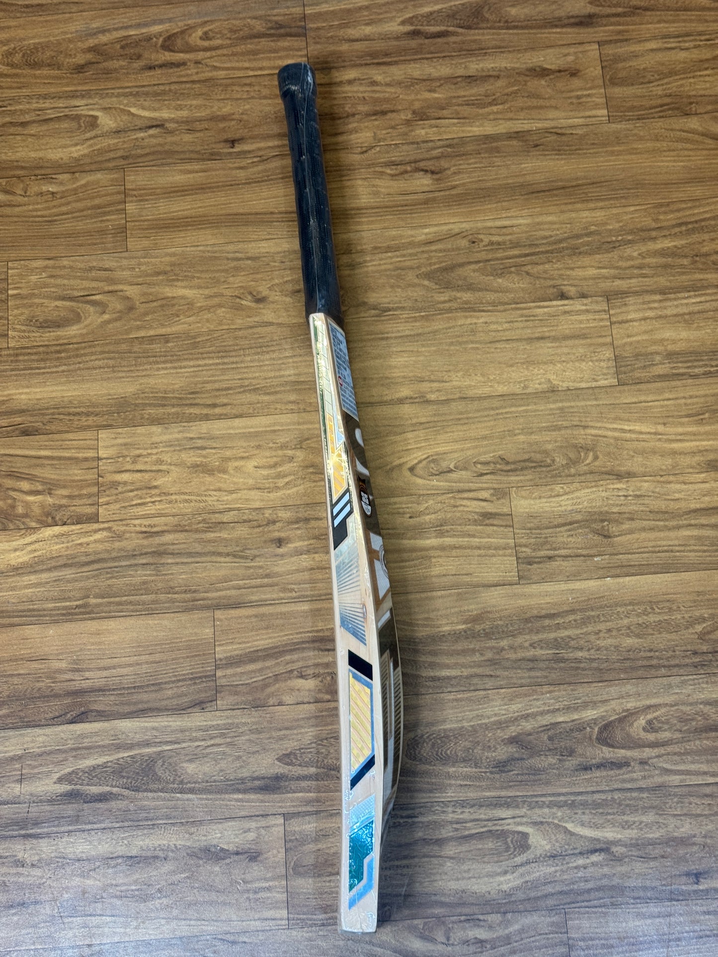 SS TON 999 ENGLISH WILLOW CRICKET BAT-SH