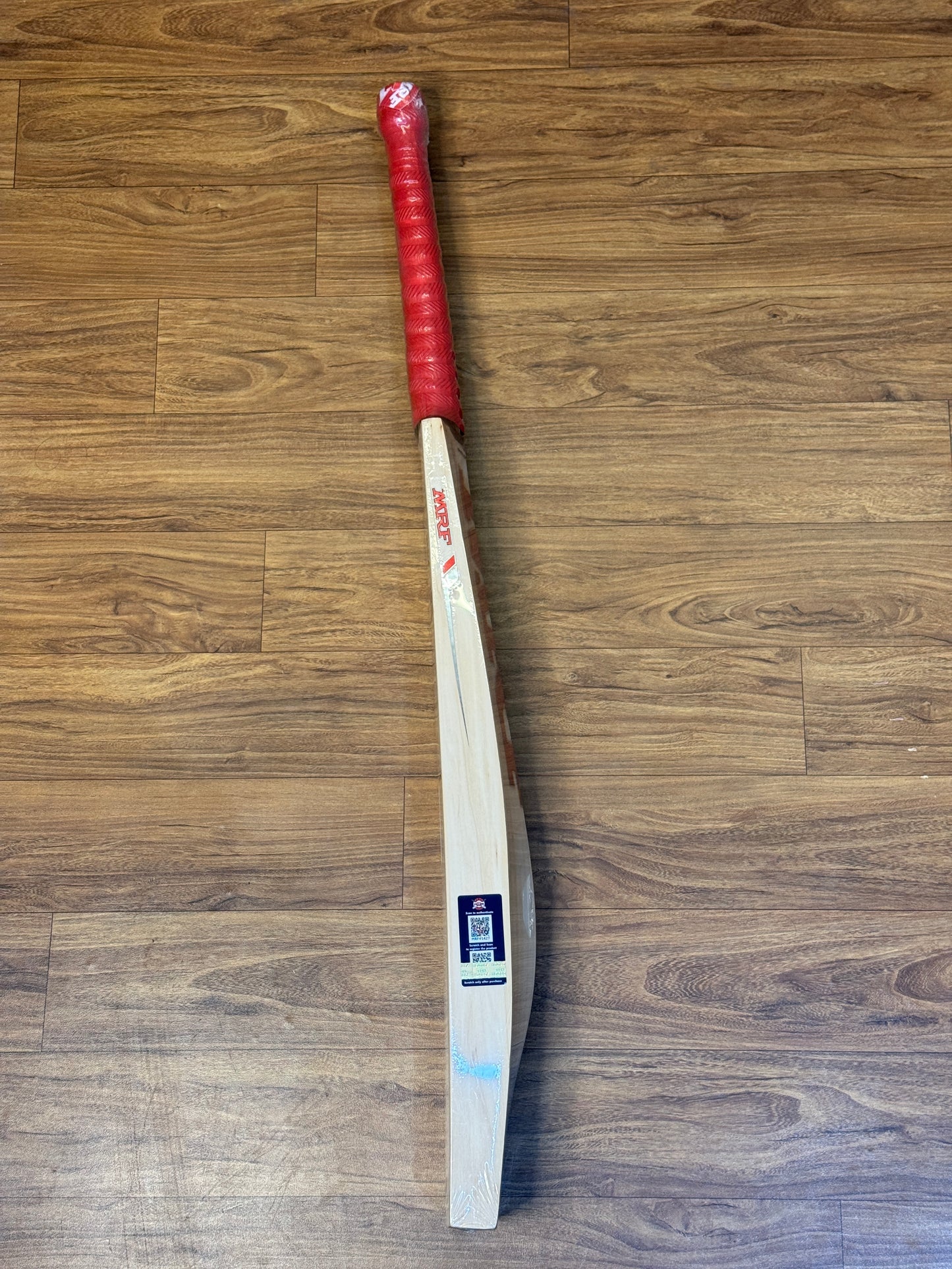 MRF GENIUS CHASE MASTER ENGLISH WILLOW CRICKET BAT-SH