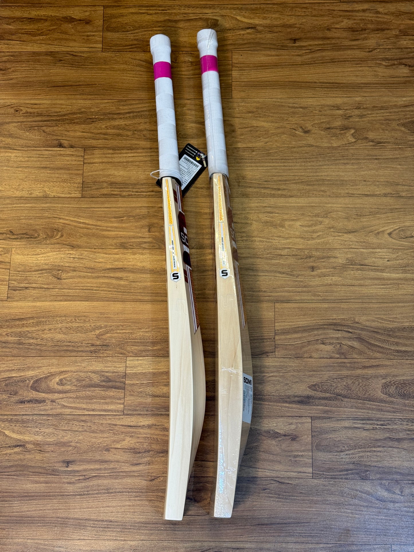 SOMI TOP HITTER ENGLISH WILLOW CRICKET BAT-SH
