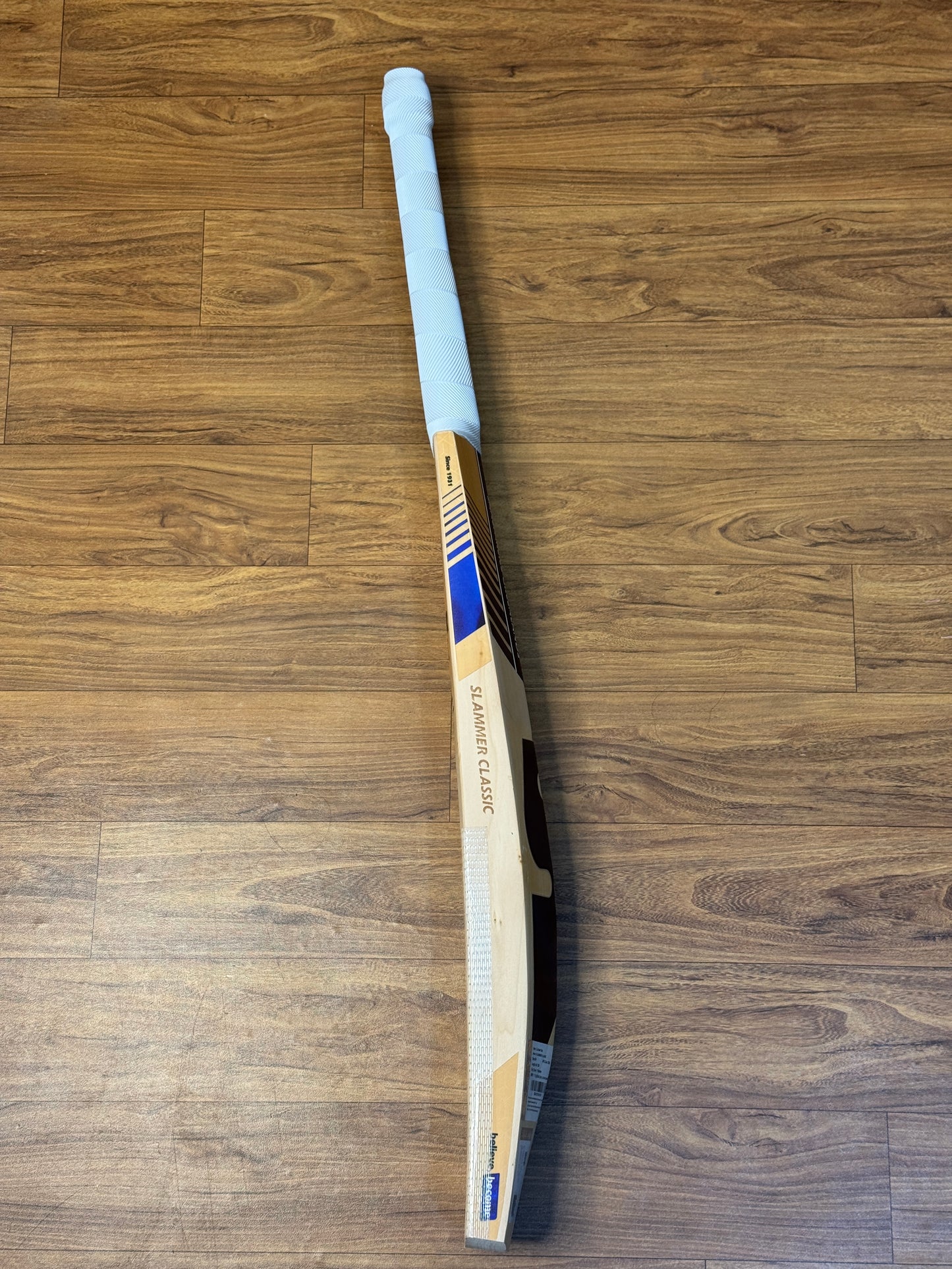 SG SLAMMER CLASSIC ENGLISH WILLOW CRICKET BAT-SH