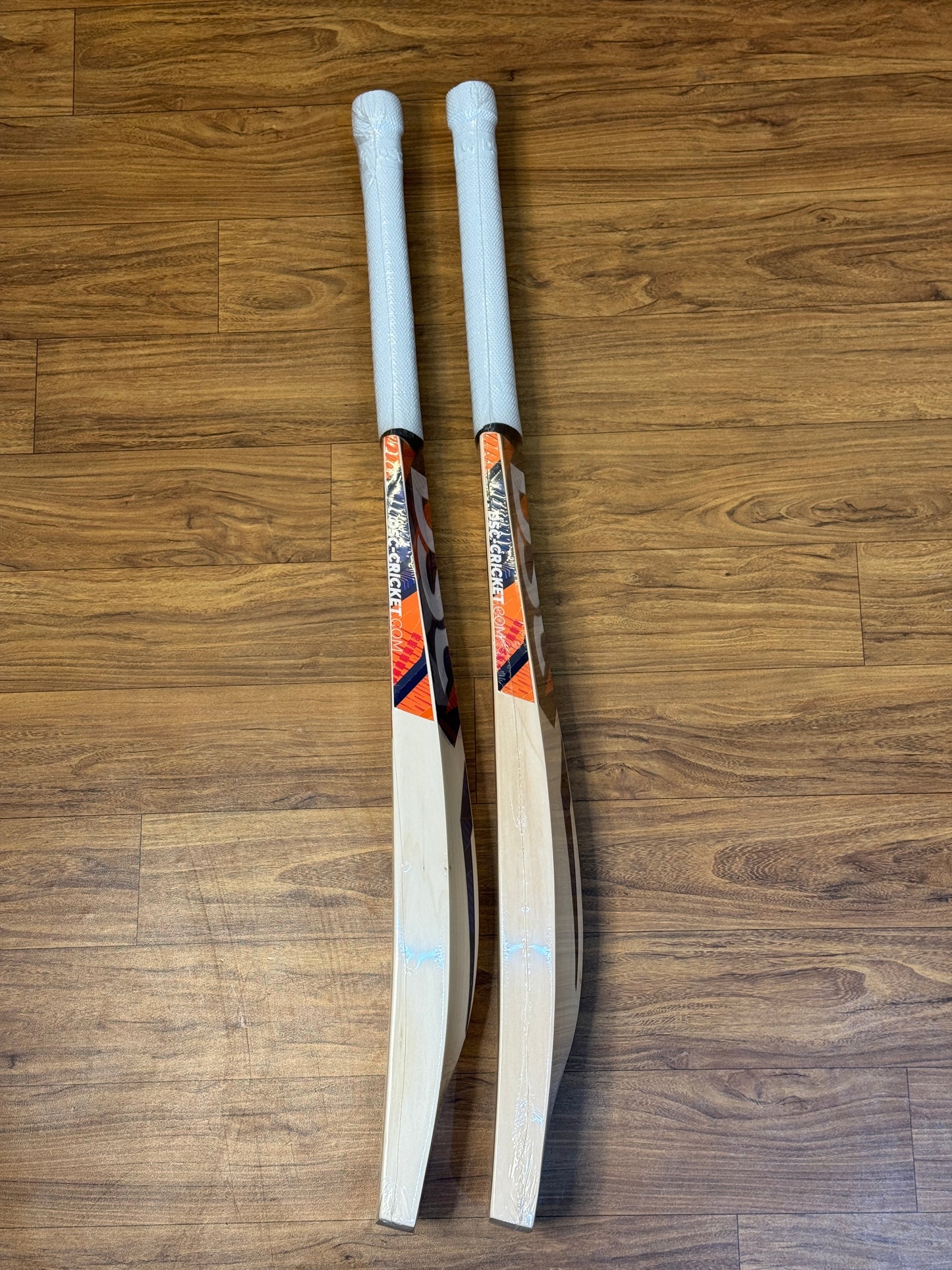 DSC KRUNCH 5.0 ENGLISH WILLOW CRICKET BAT-SH
