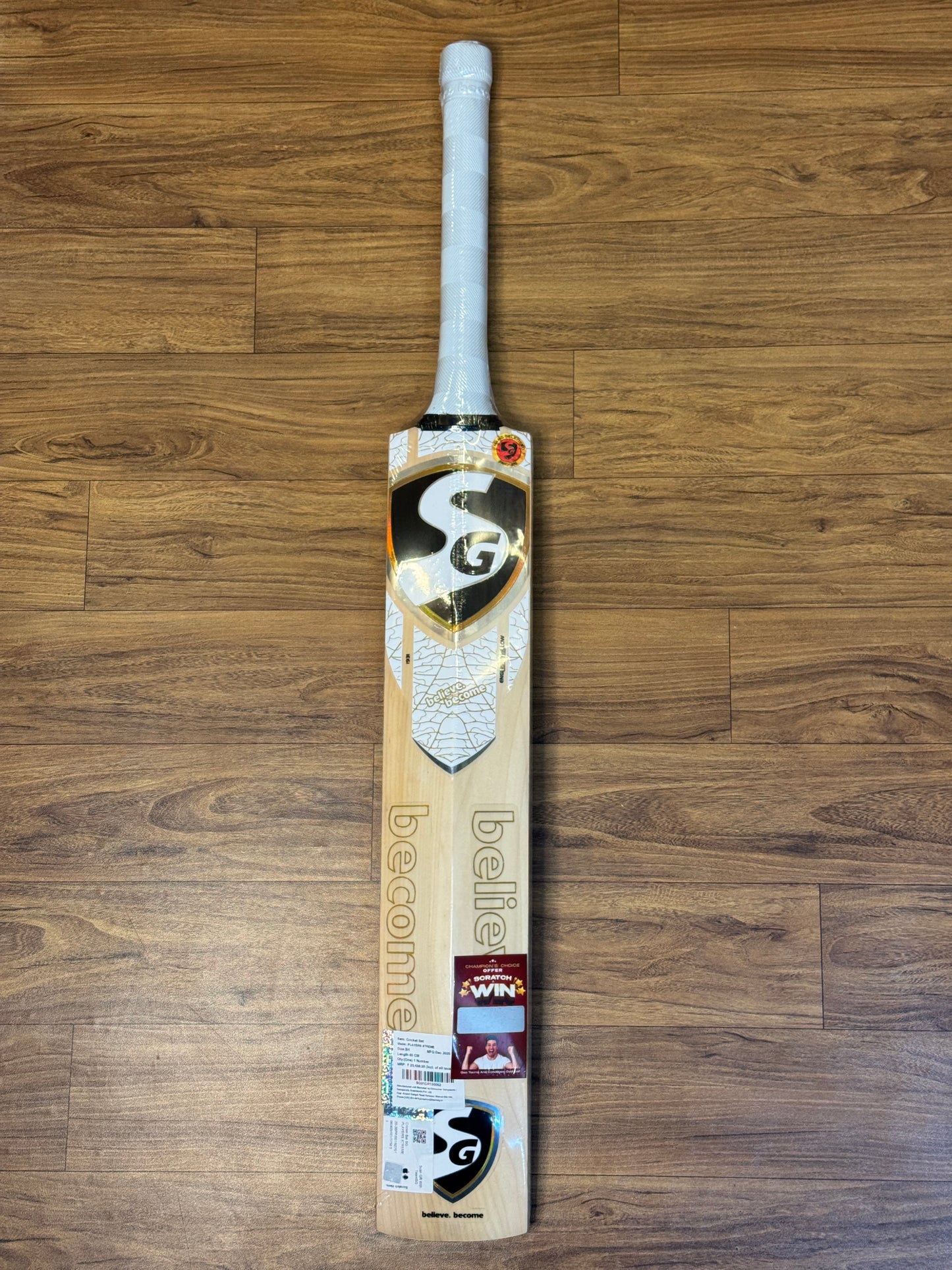 SG PLAYER XTREME ENGLISH WILLOW CRICKET BAT-SH
