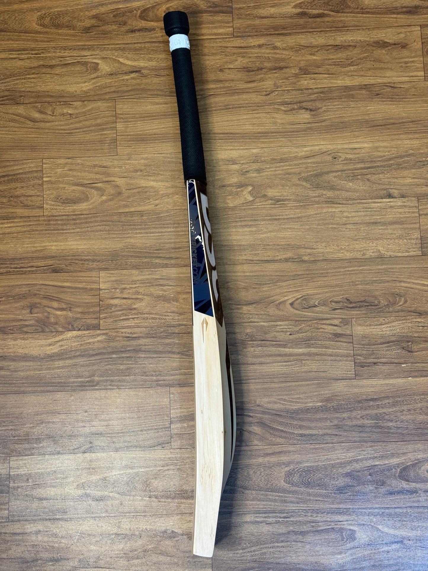 DSC RACHIN RAVINDRA PLAYER EDITION ENGLISH WILLOW CRICKET BAT-SH