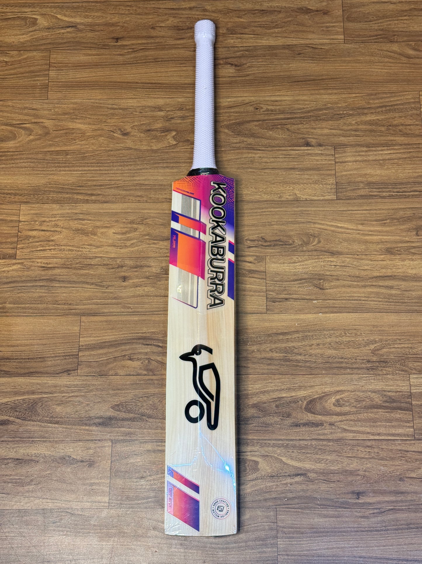 KOOKABURRA AURA PRO 2.0 ENGLISH WILLOW CRICKET BAT - SH