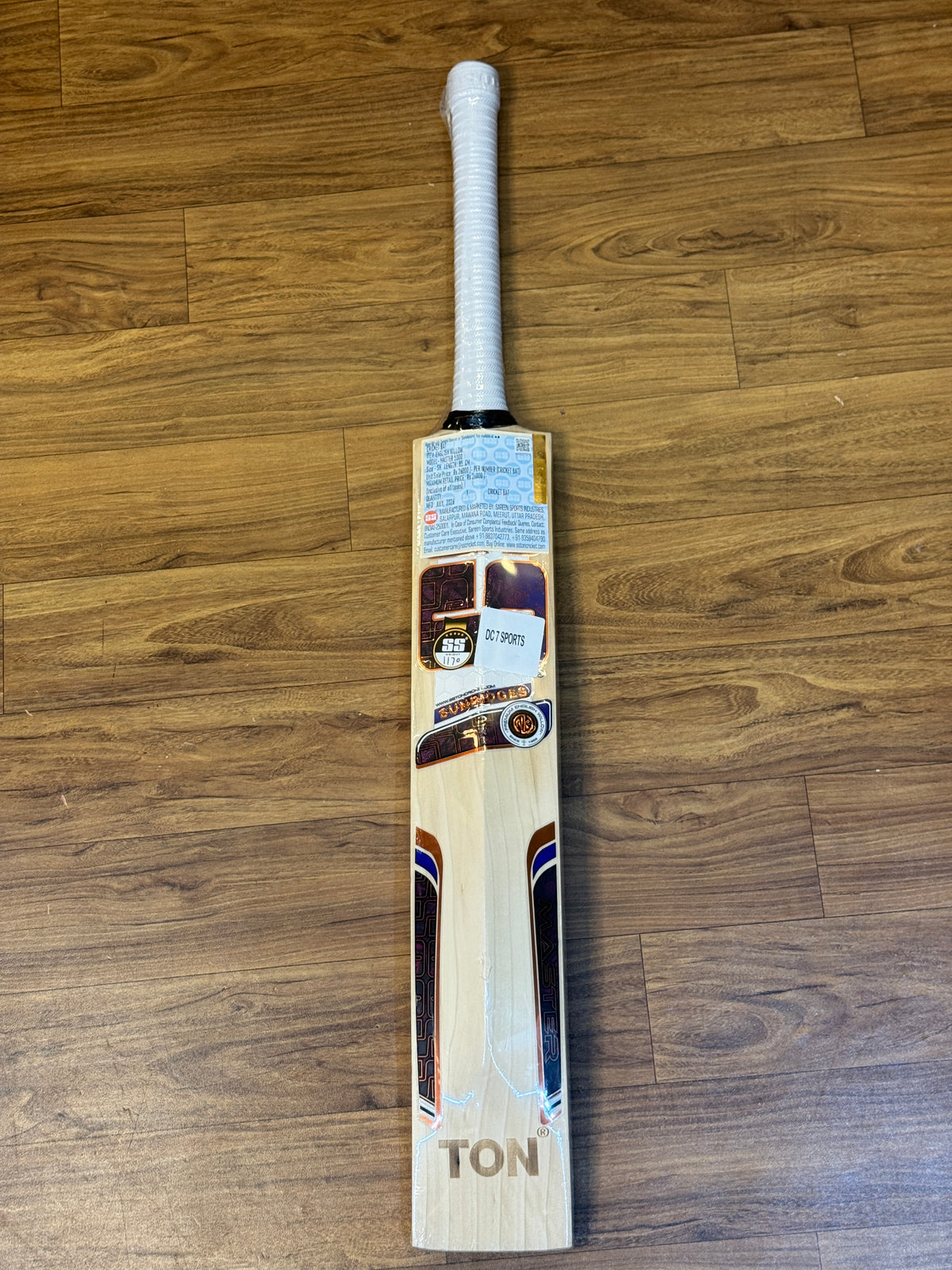 SS MASTER 5000 ENGLISH WILLOW CRICKET BAT-SH