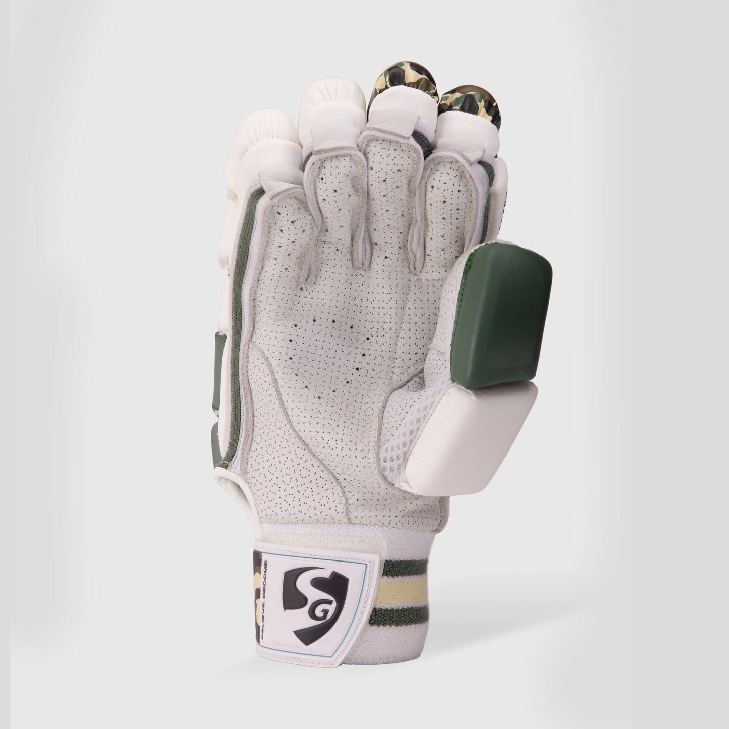 SG SAVAGE EDITION BATTING GLOVE-ADULT