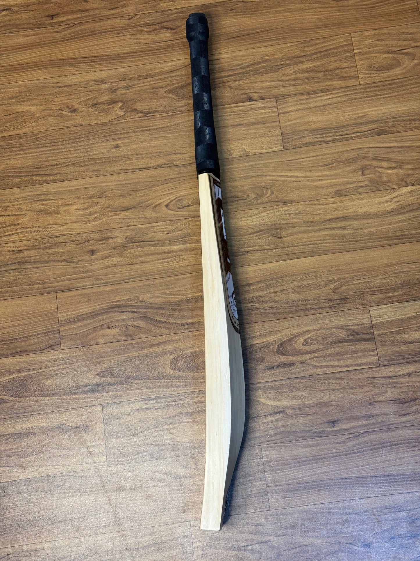 DC7 PRO MAX ENGLISH WILLOW CRICKET BAT-SH