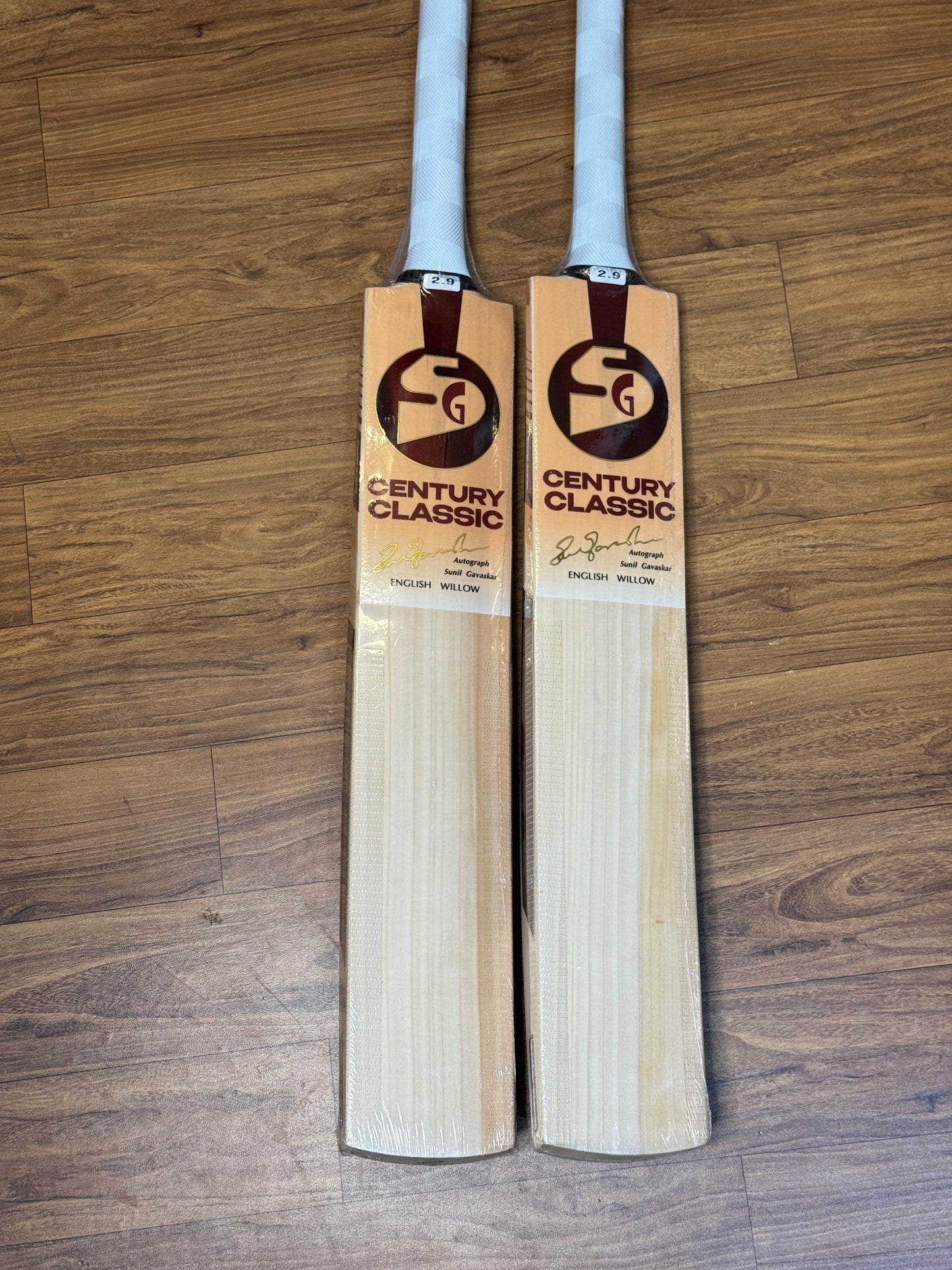 SG CENTURY CLASSIC ENGLISH WILLOW CRICKET BAT-SH