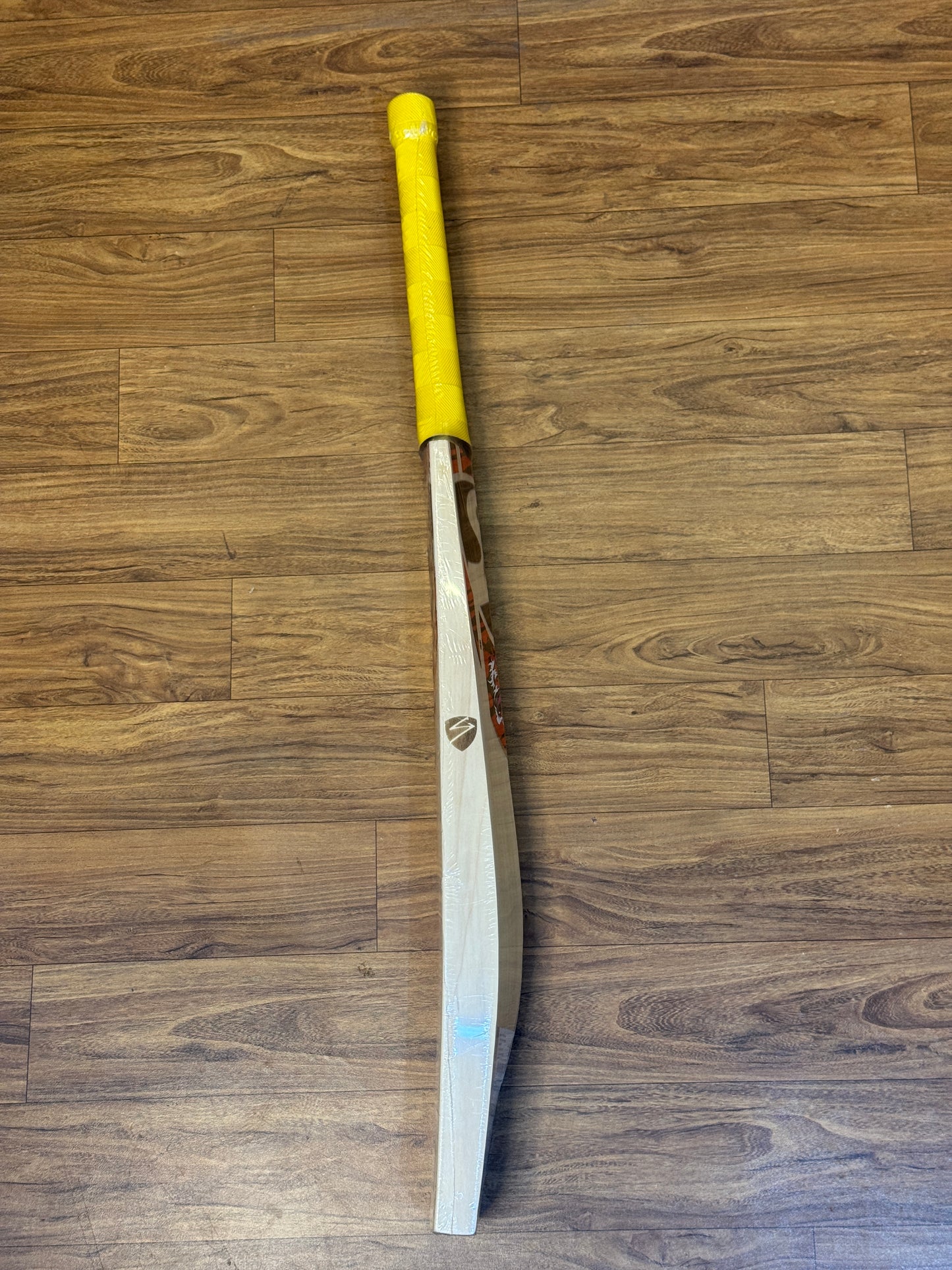 SG IK(ISHAN KISHAN) ENGLISH WILLOW CRICKET BAT-SH