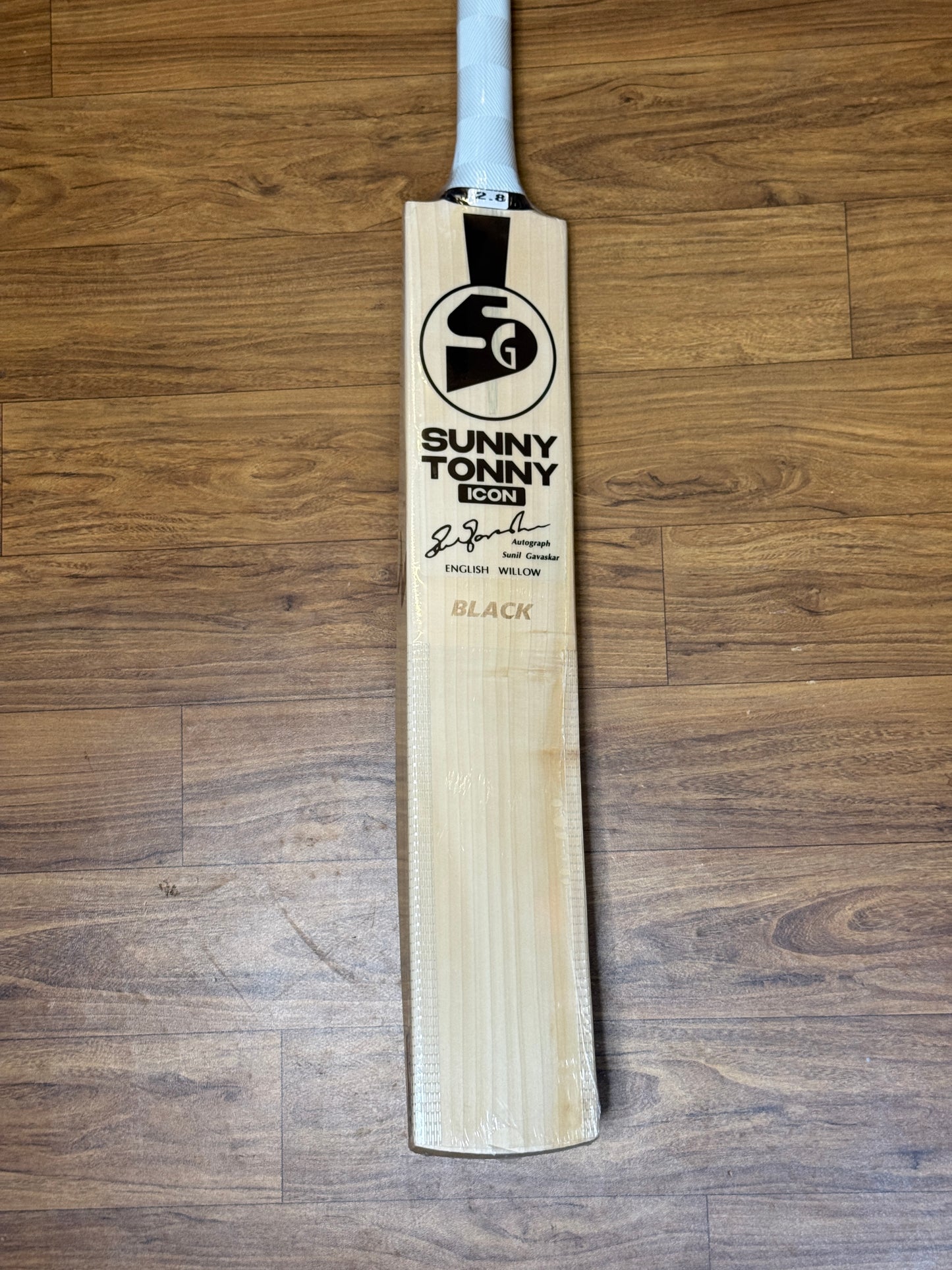 SG SUNNY TONNY ICON BLACK ENGLISH WILLOW CRICKET BAT-SH