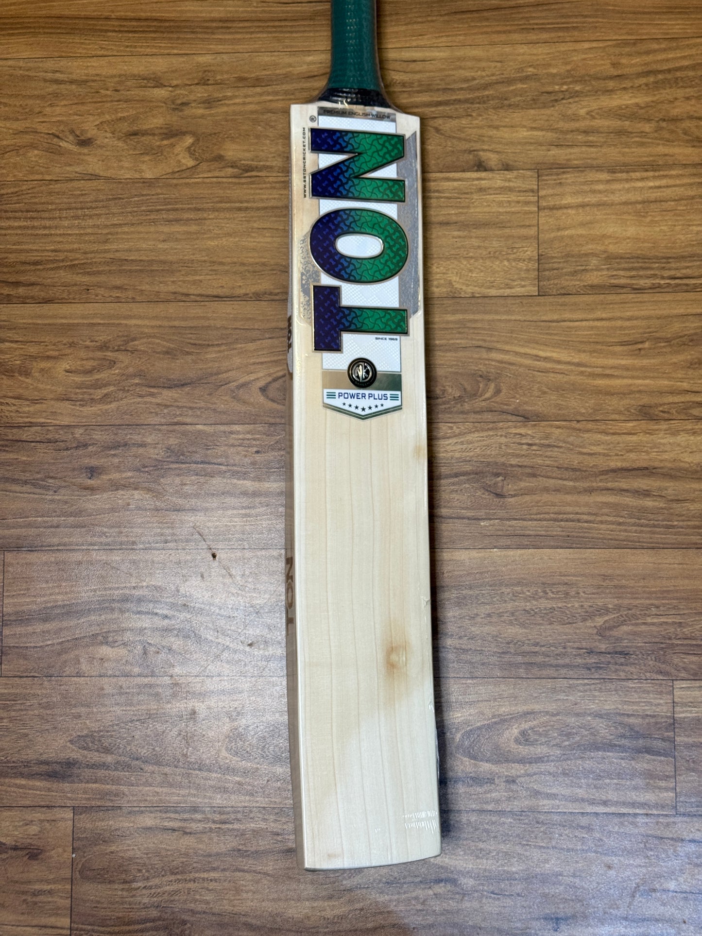 SS TON POWER PLUS ENGLISH WILLOW CRICKET BAT-SH