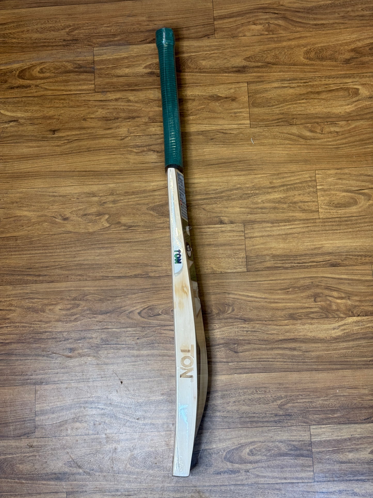 SS TON POWER PLUS ENGLISH WILLOW CRICKET BAT-SH