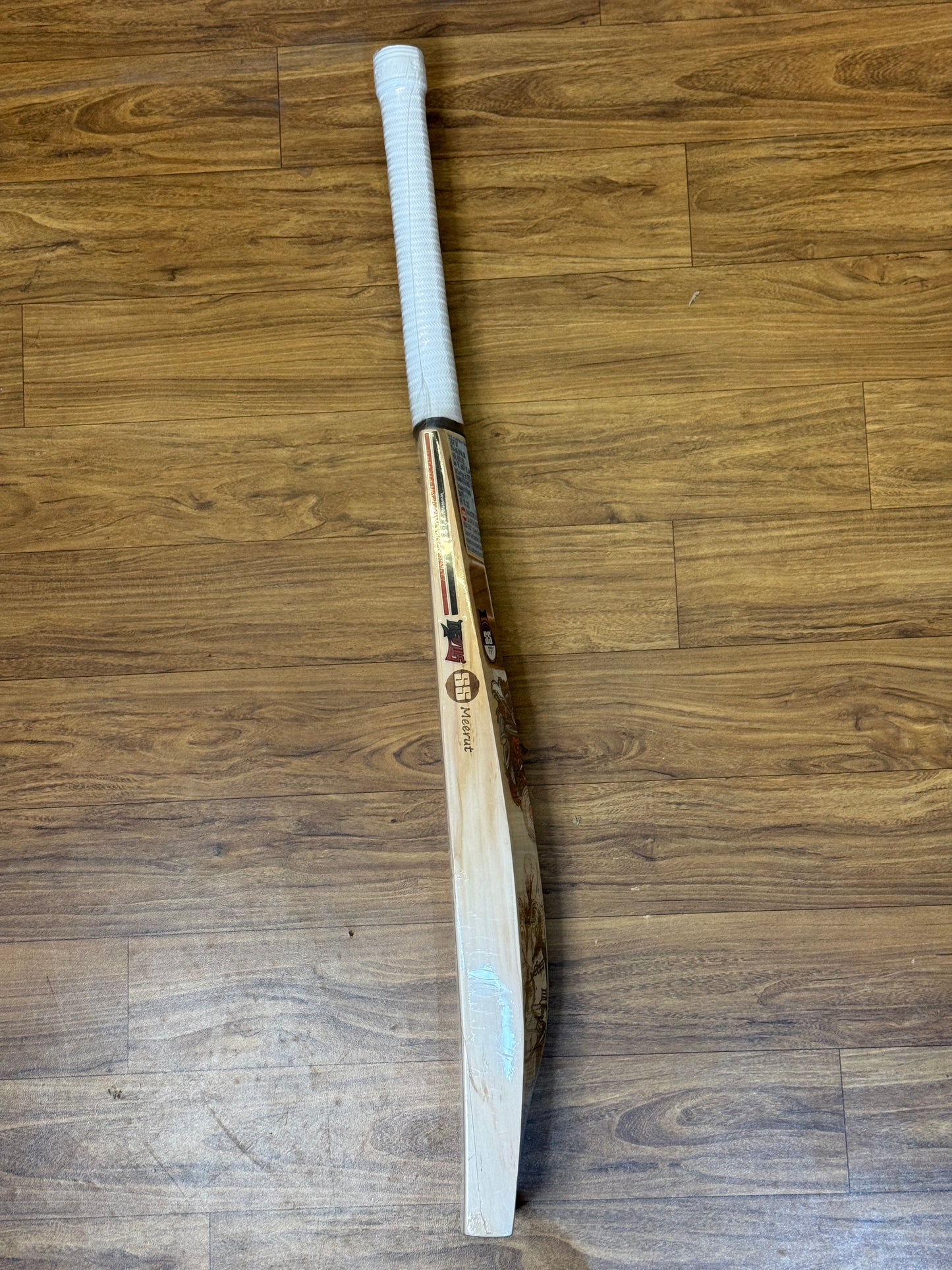 SS DEVILS ENGLISH WILLOW CRICKET BAT-SH