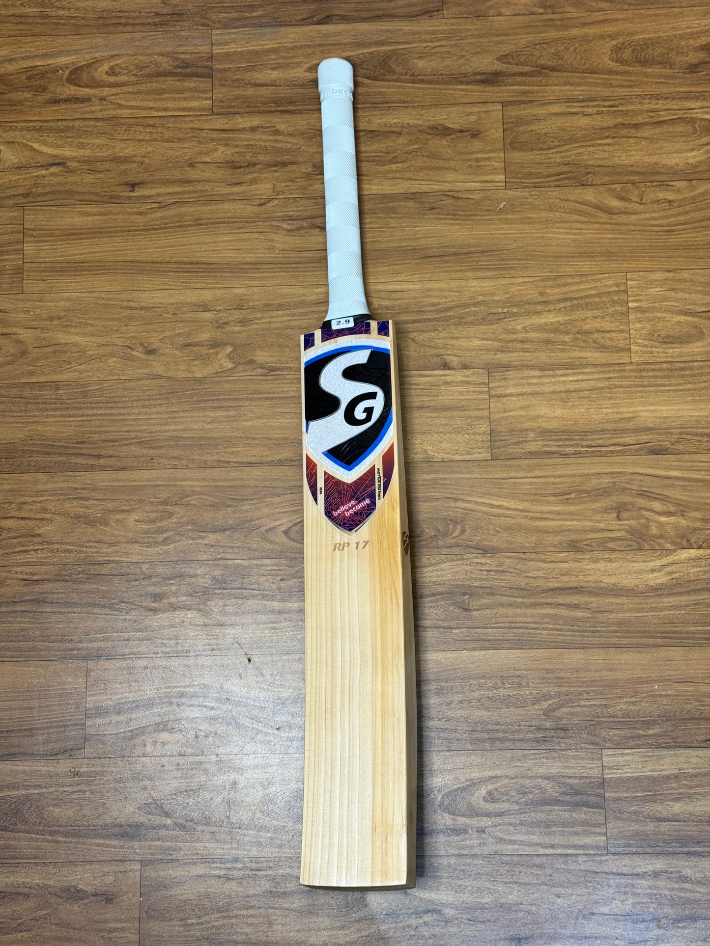 SG RP 17 ENGLISH WILLOW CRICKET BAT-SH