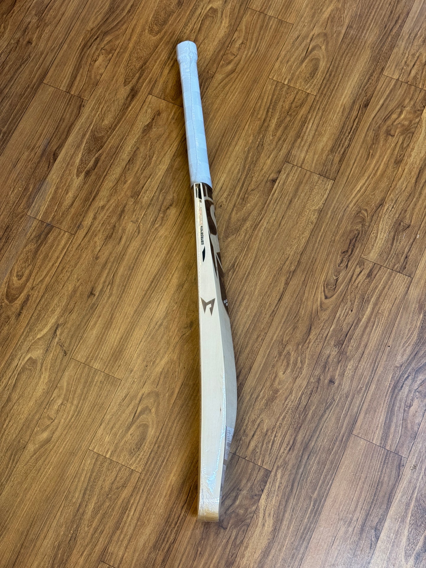 SG KUNG FU PANDYA ENGLISH WILLOW CRICKET BAT-SH