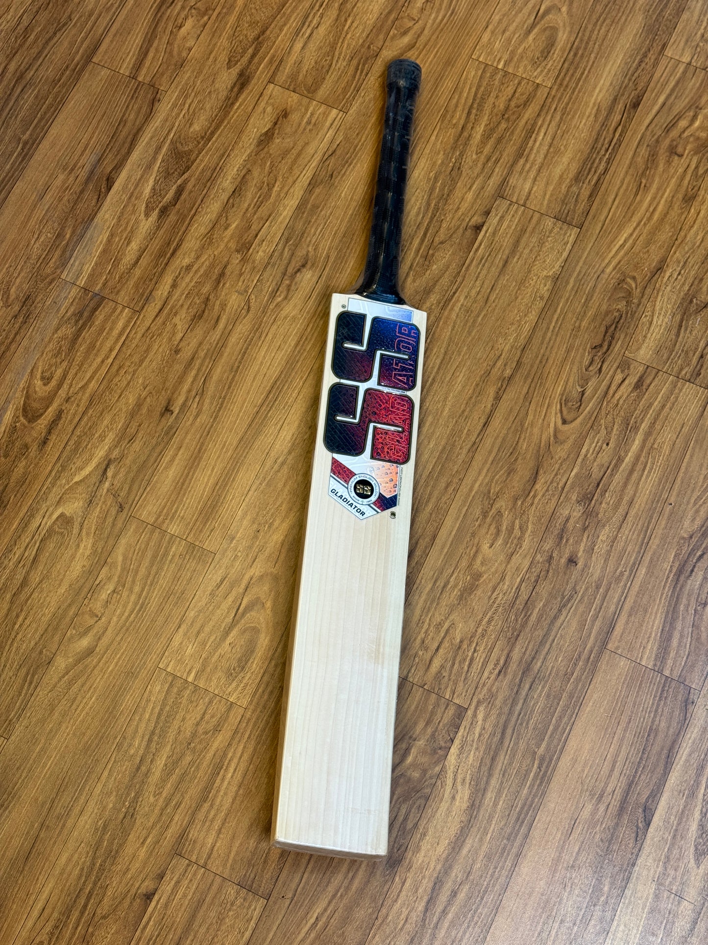 SS GLADIATOR ENGLISH WILLOW CRICKET BAT - SH