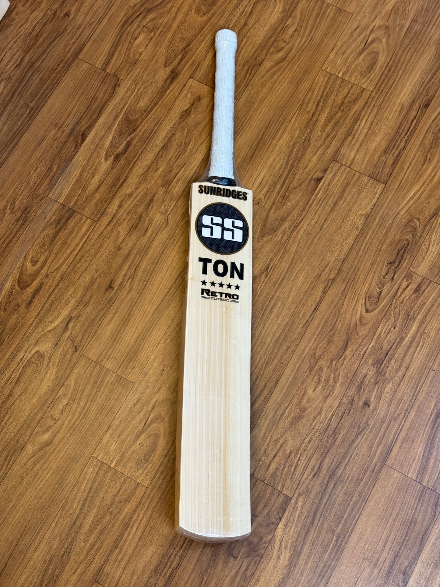 SS TON RETRO CLASSIC ENGLISH WILLOW CRICKET BAT-SH