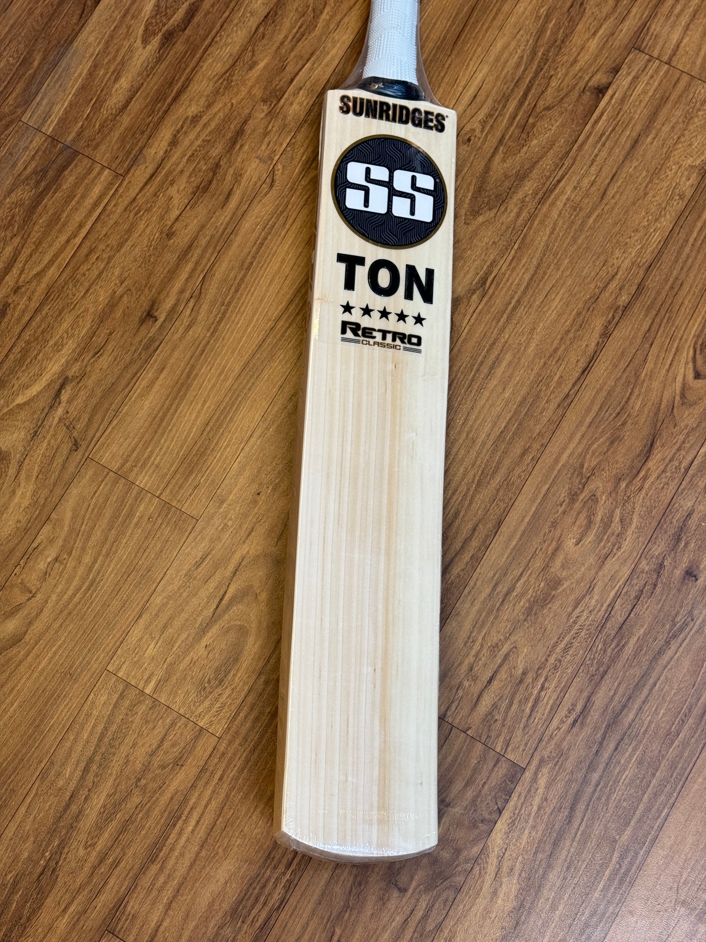 SS TON RETRO CLASSIC ENGLISH WILLOW CRICKET BAT-SH