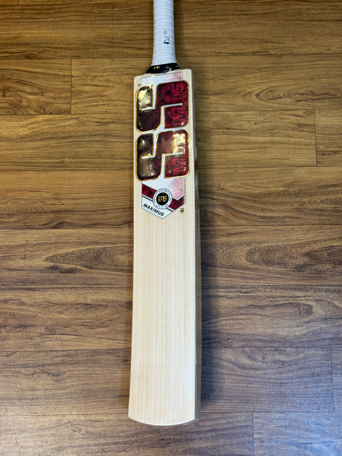 SS MAXIMUS ENGLISH WILLOW CRICKET BAT-SH