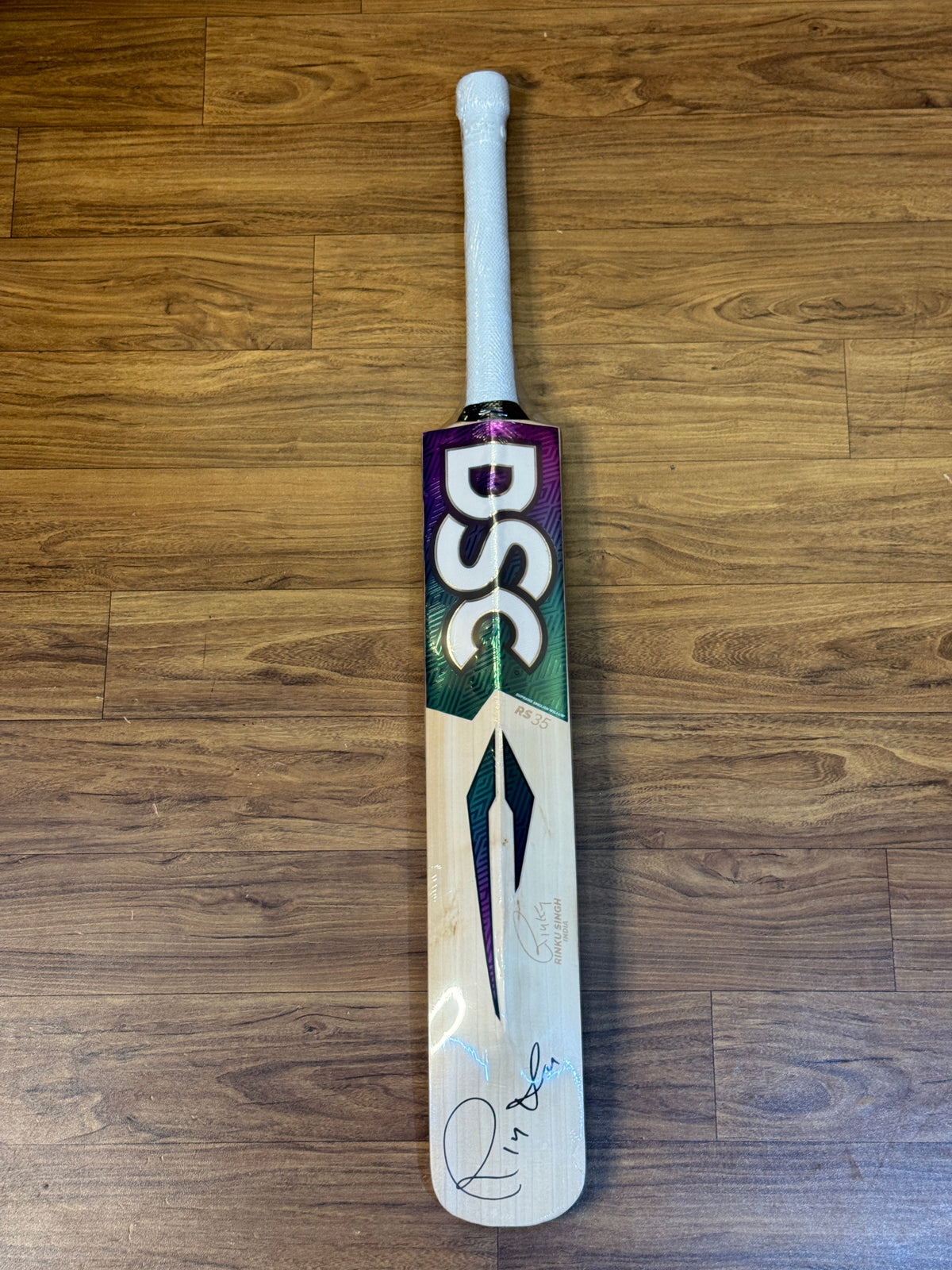 DSC RS 35 (God's Plan) ENGLISH WILLOW CRICKET BAT-SH