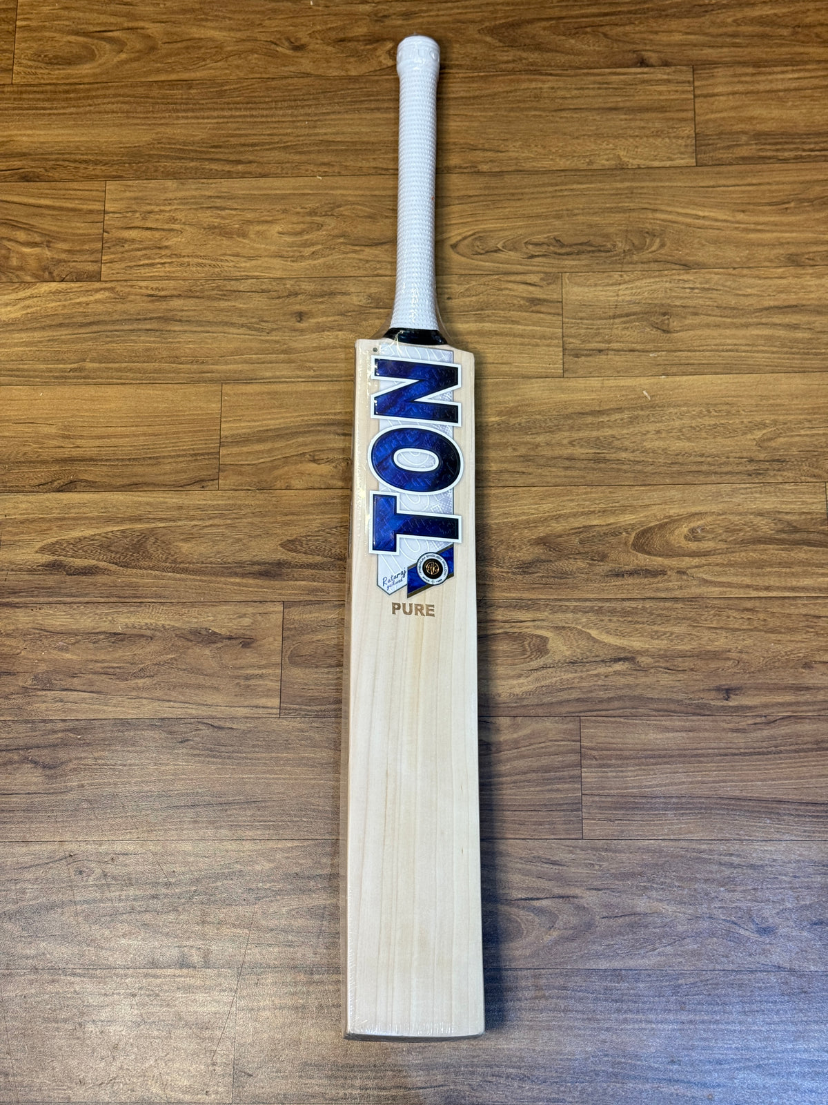 SS TON RUTURAJ GAIKWAD PURE ENGLISH WILLOW CRICKET BAT-SH