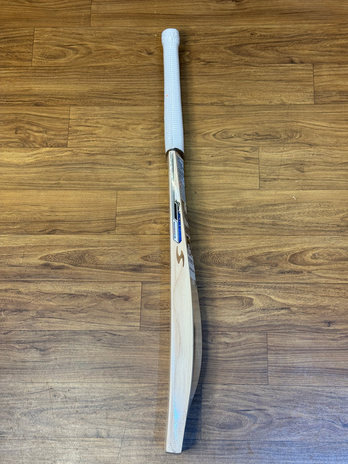 SS TON RUTURAJ GAIKWAD PURE ENGLISH WILLOW CRICKET BAT-SH