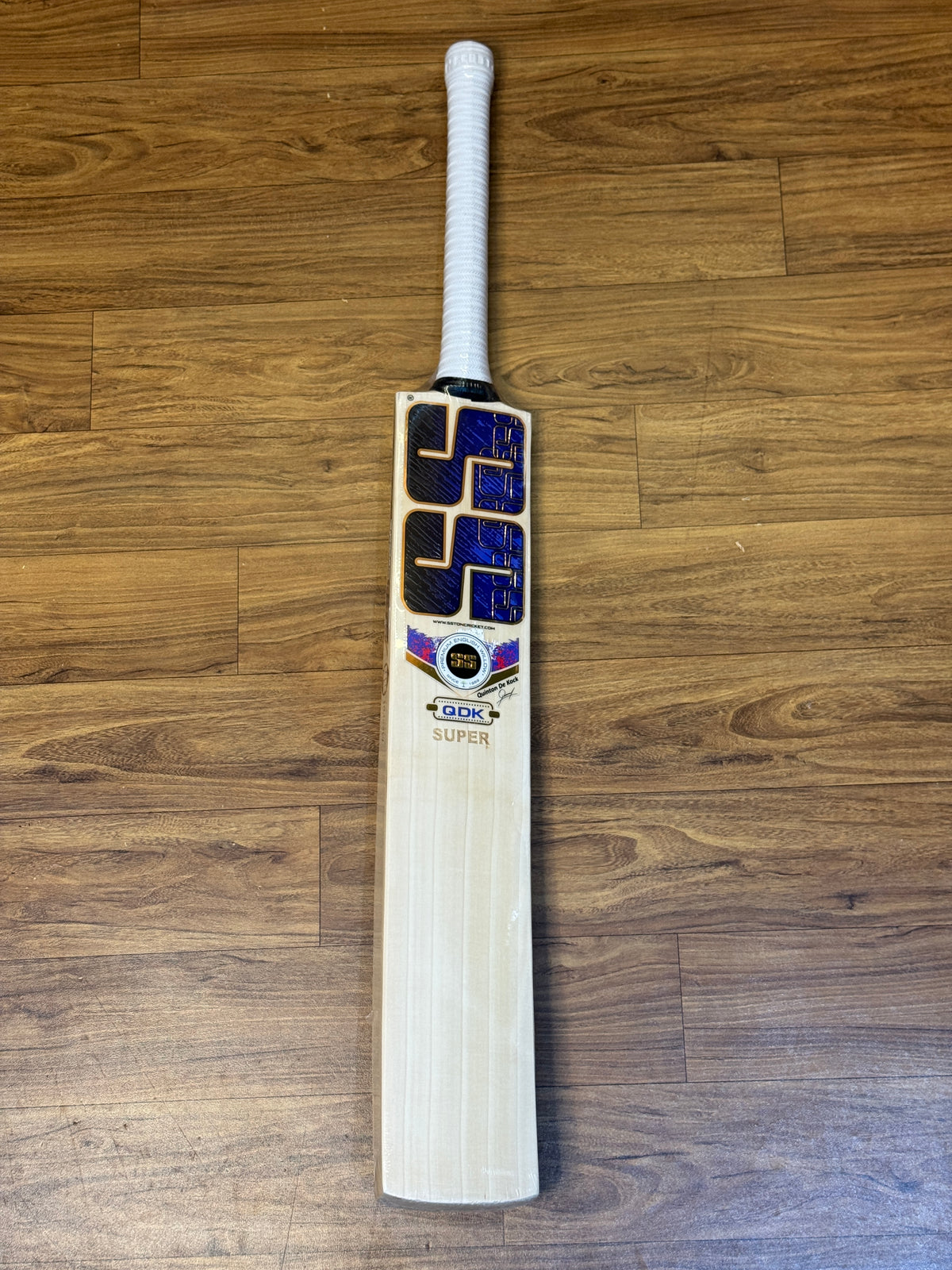 SS QDK SUPER ENGLISH WILLOW CRICKET BAT-SH