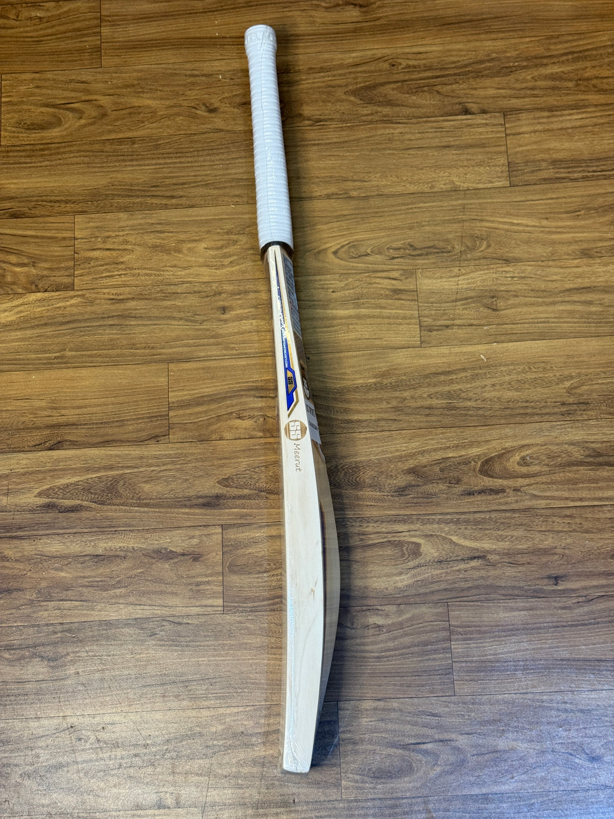 SS QDK SUPER ENGLISH WILLOW CRICKET BAT-SH