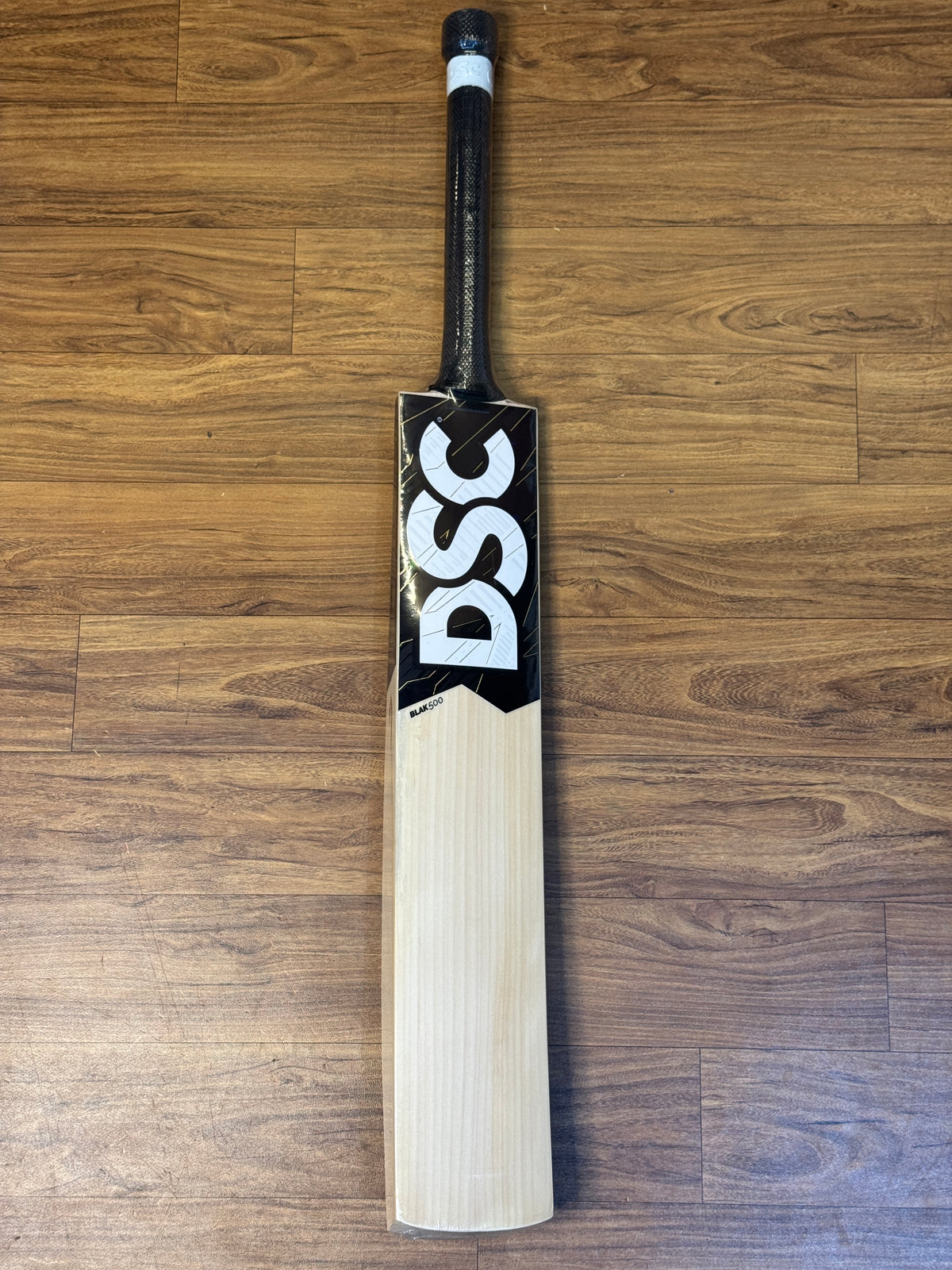 DSC BLAK 500 ENGLISH WILLOW CRICKET BAT-SH