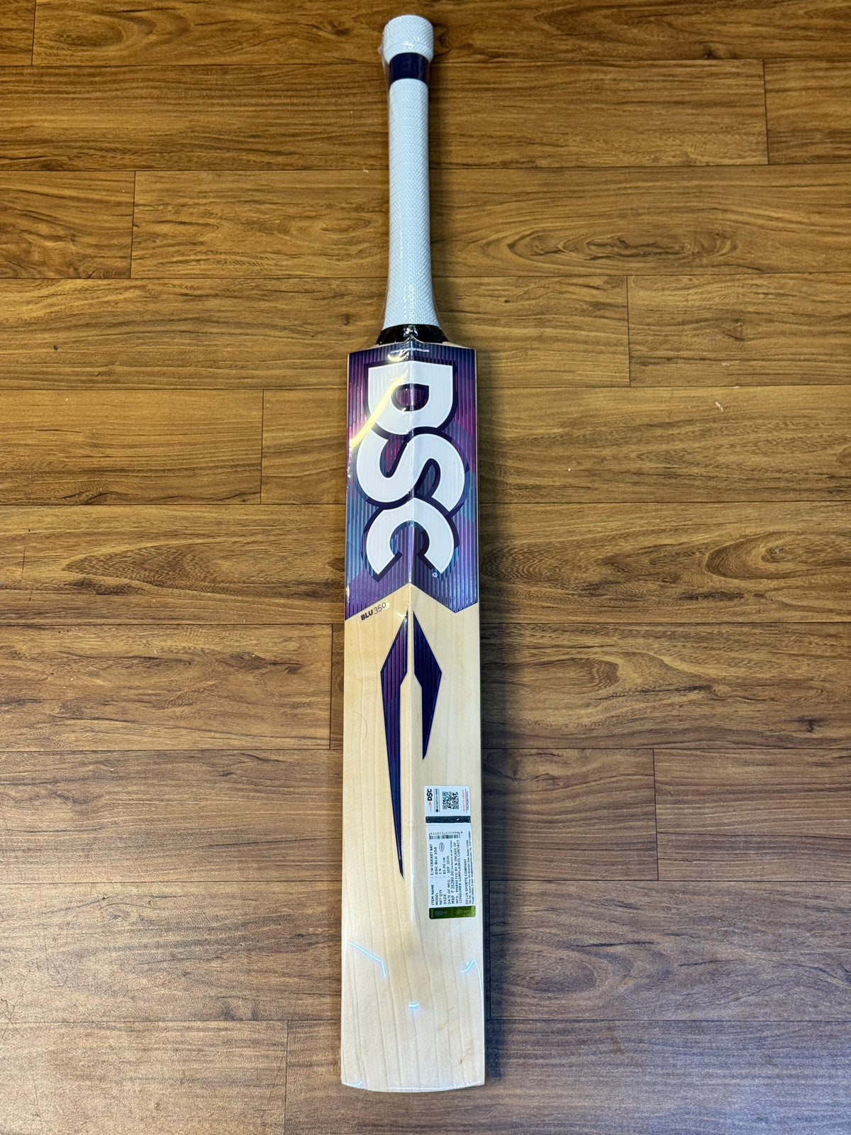 DSC BLU 350 ENGLISH WILLOW CRICKET BAT-SH