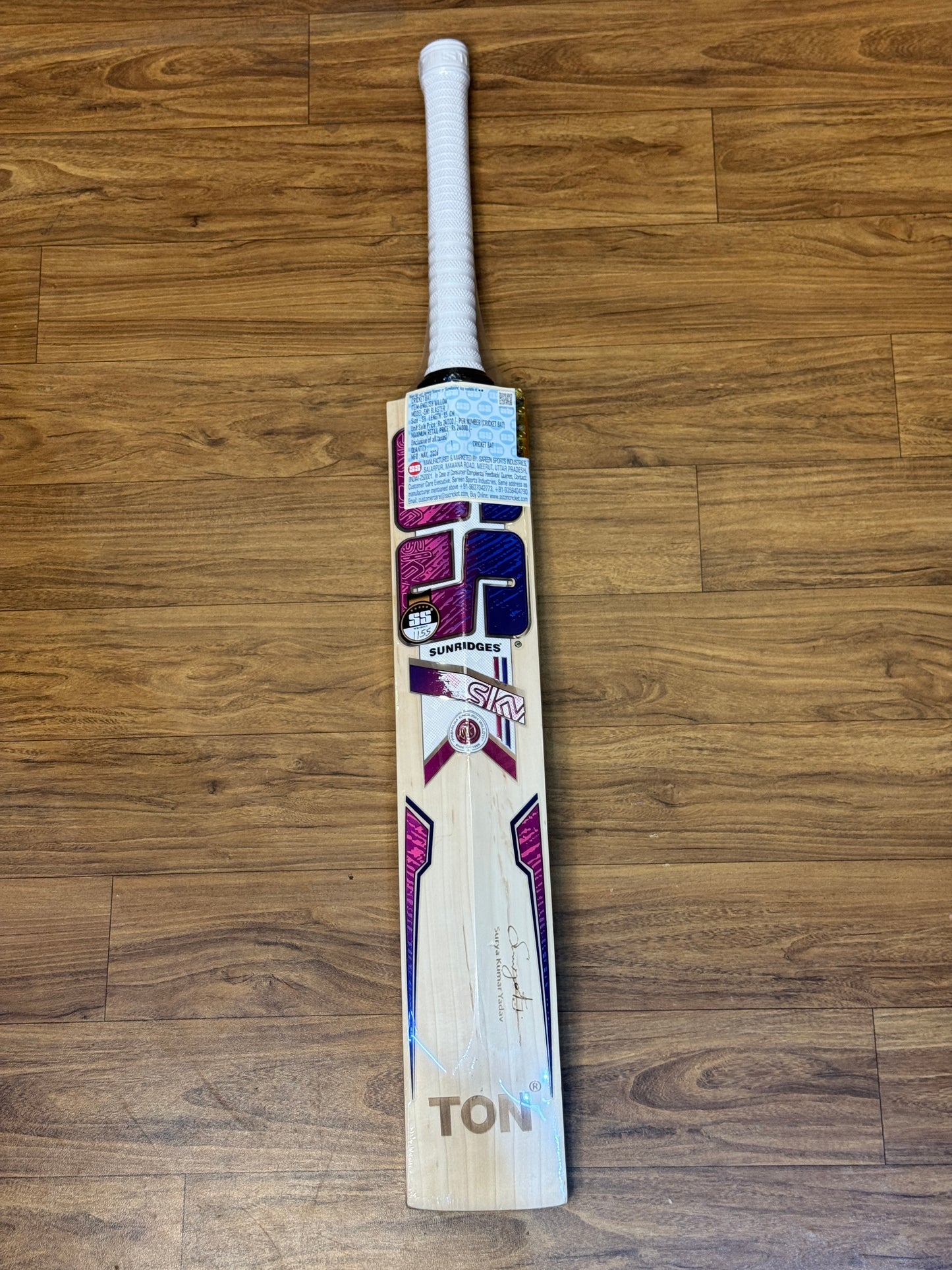 SS SKY BLASTER ENGLISH WILLOW CRICKET BAT-SH