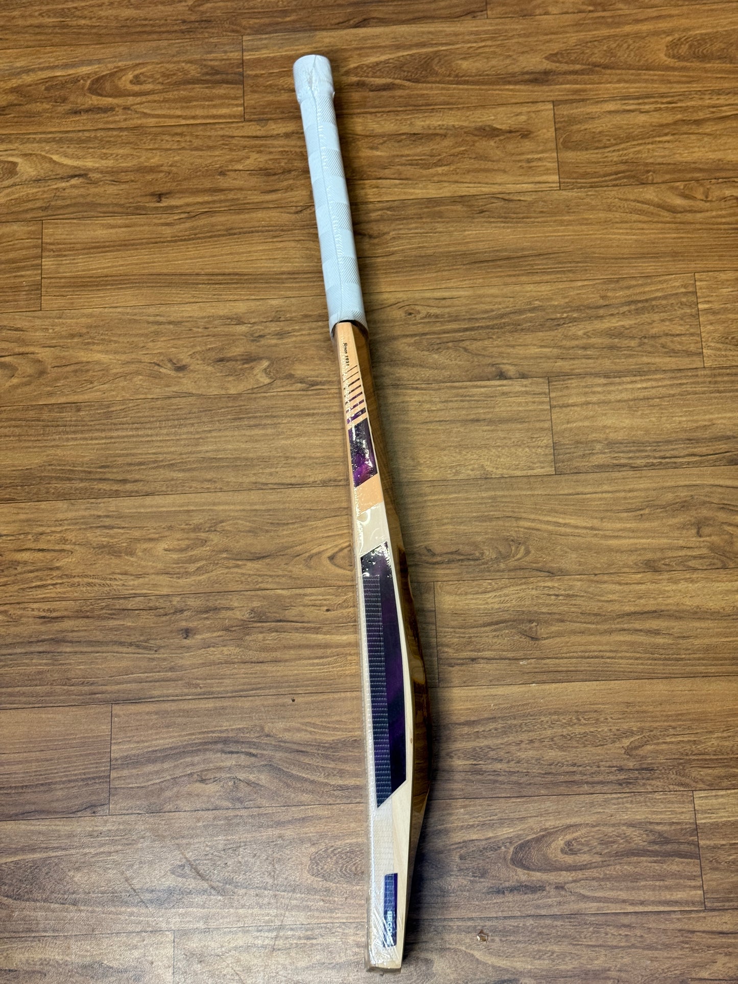 SG SLAMMER CLASSIC ENGLISH WILLOW CRICKET BAT-SH