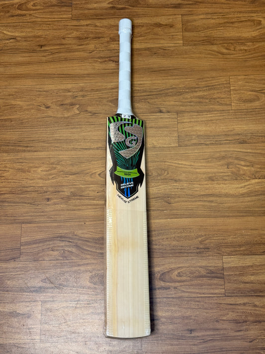 SG NEXUS® XTREME ENGLISH WILLOW CRICKET BAT-SH