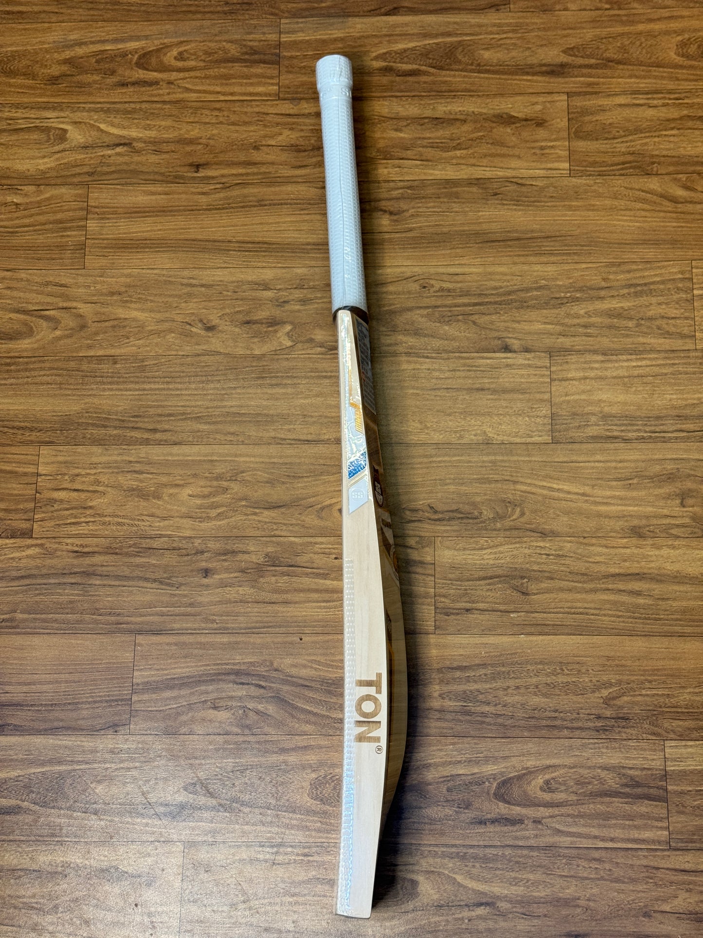 SS CUSTOM ENGLISH WILLOW CRICKET BAT- SH