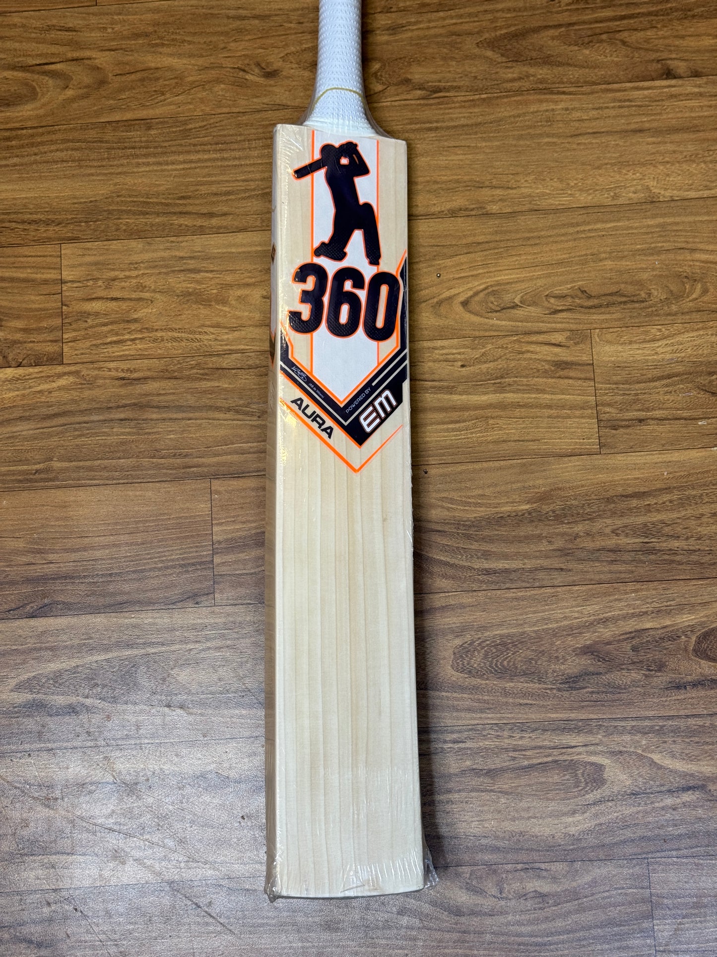 EM 360 AURA ENGLISH WILLOW CRICKET BAT-SH