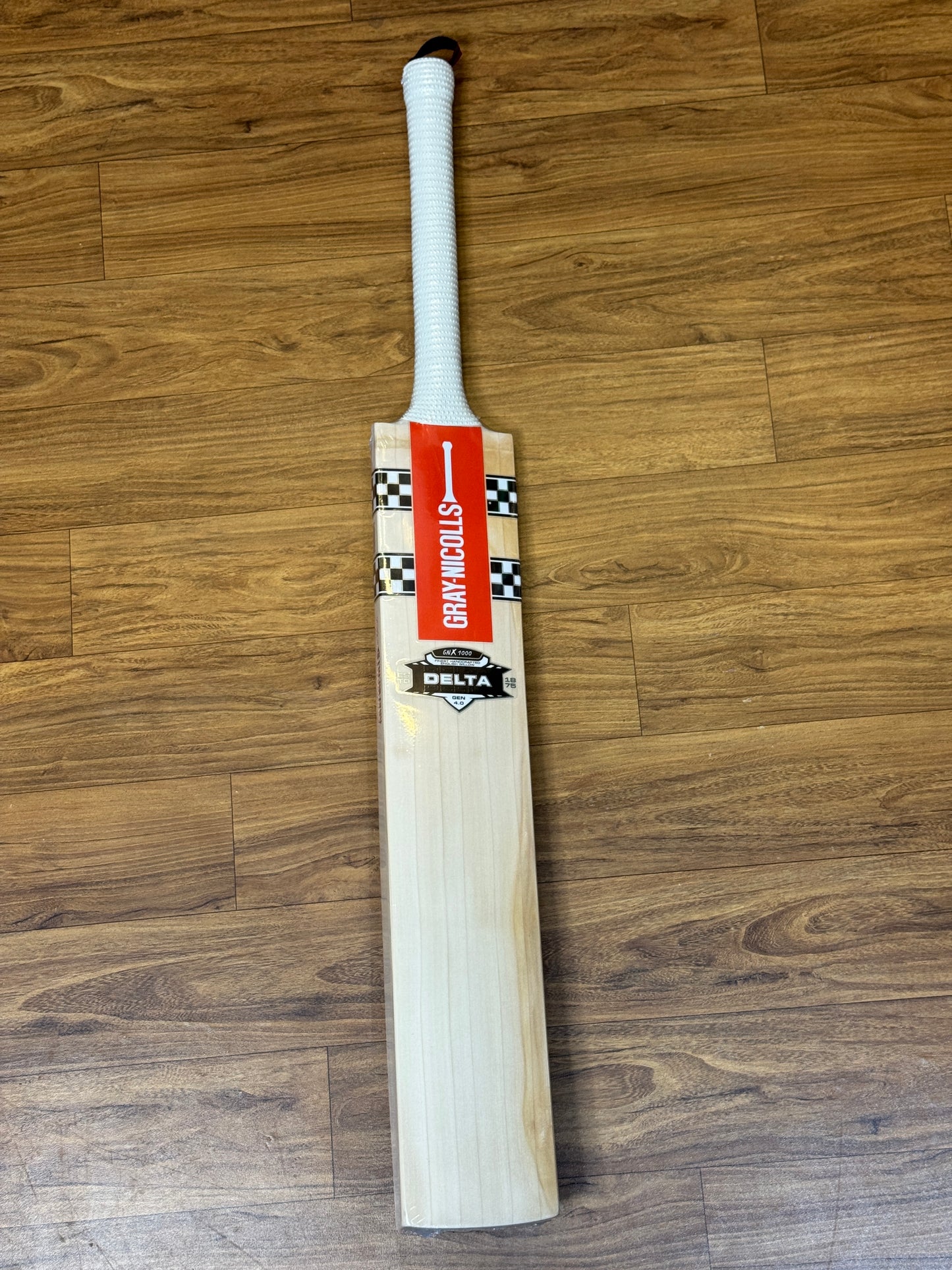 GRAY NICOLLS GNX 1000 DELTA ENGLISH WILLOW CRICKET BAT-SH