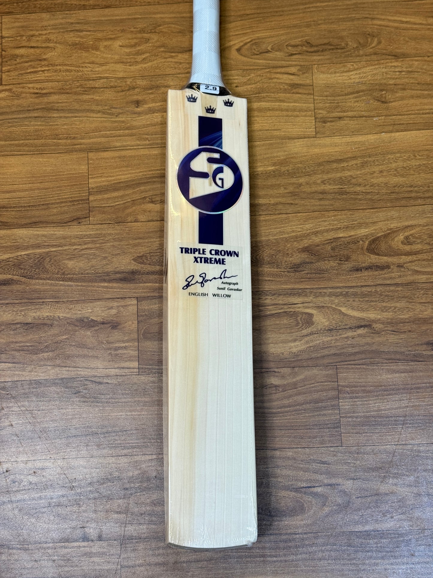 SG TRIPLE CROWN XTREME ENGLISH WILLOW CRICKET BAT-SH