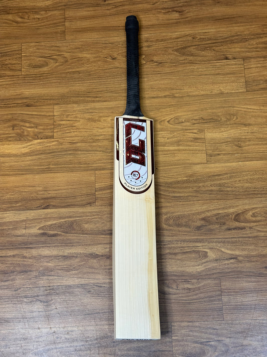 DC7 PLAYER EDITION ENGLISH WILLOW CRICKET BAT - SH ( SHREYAS IYER)