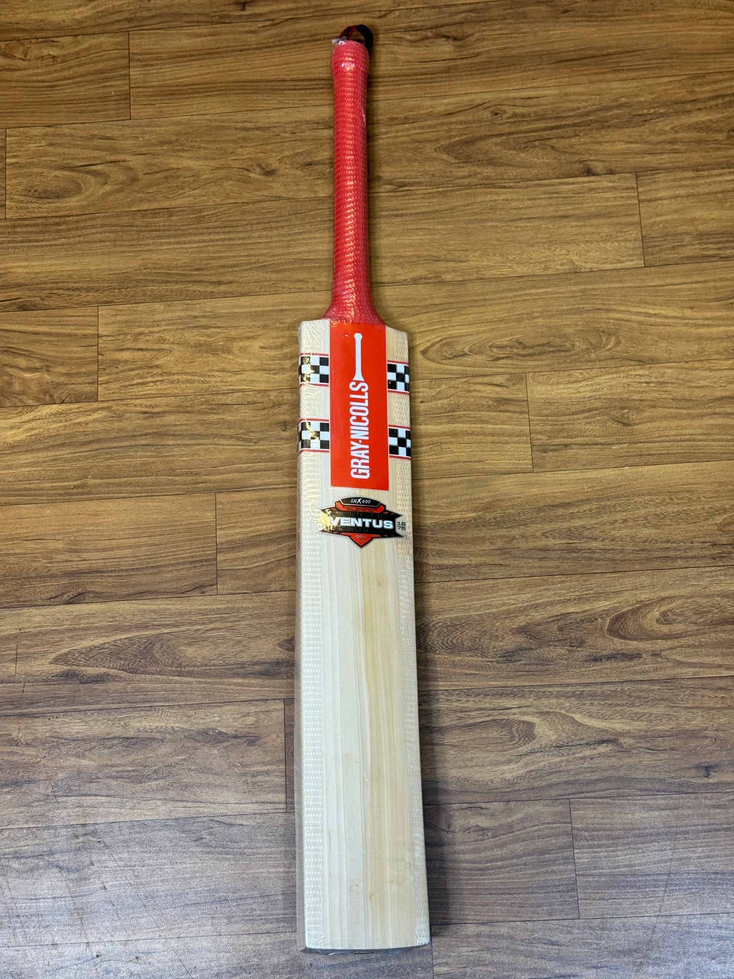 GRAY NICOLLS GNX 600 VENTUS ENGLISH WILLOW CRICKET BAT-SH