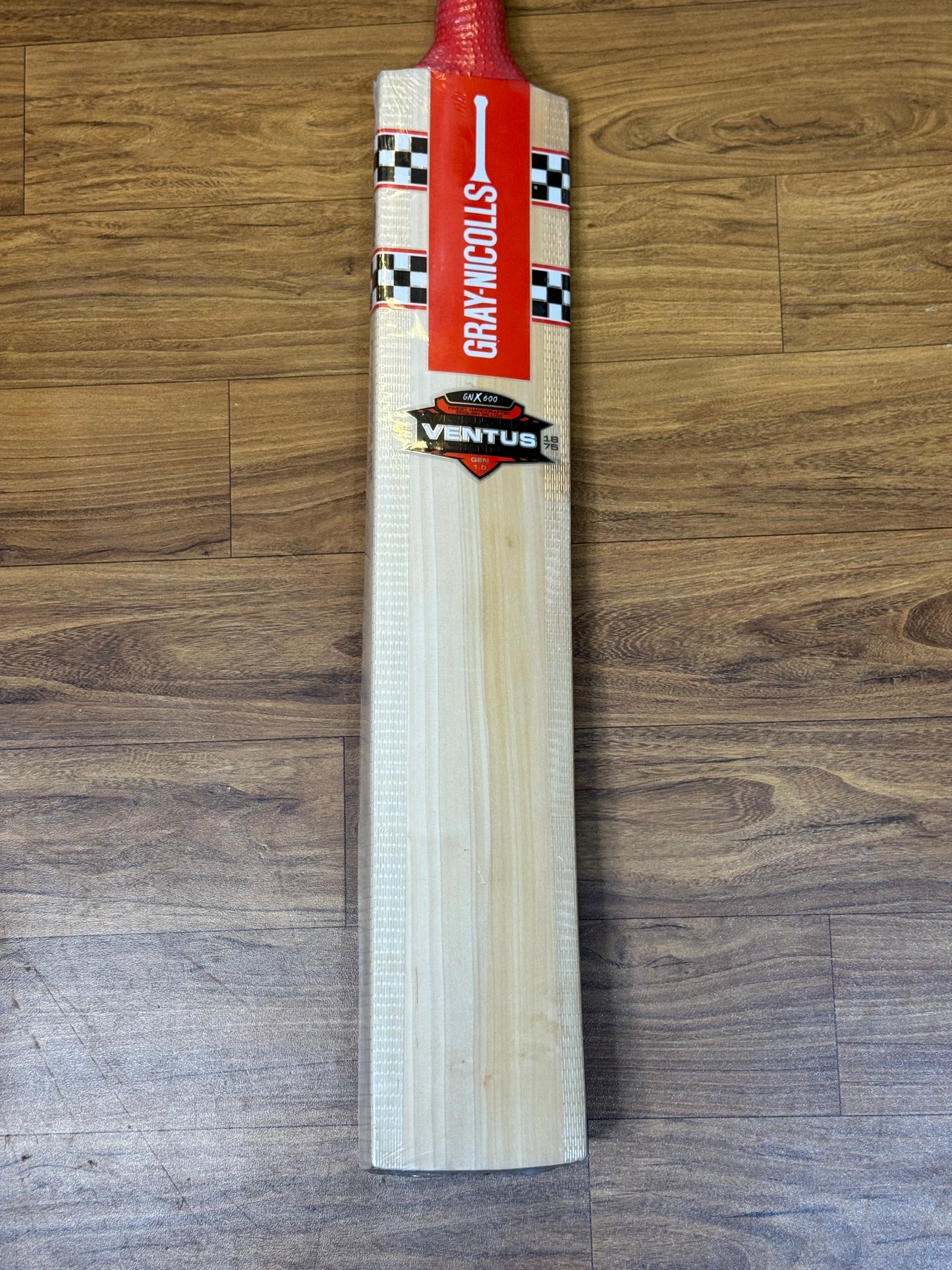 GRAY NICOLLS GNX 600 VENTUS ENGLISH WILLOW CRICKET BAT-SH