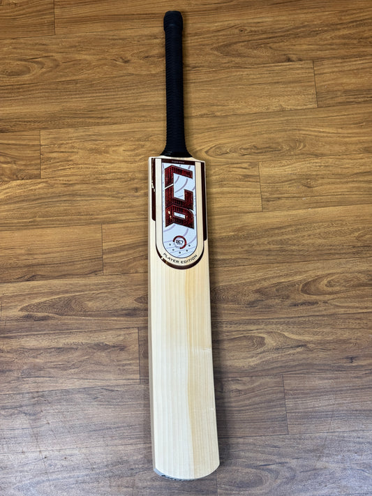 DC7 Player Edition English Willow Cricket Bat – SH (Hardik Pandya Profile)