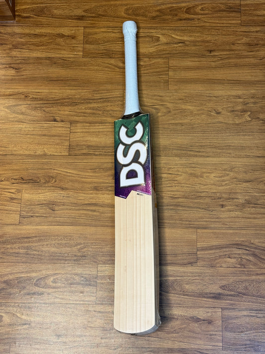 DSC RS 060 ENGLISH WILLOW CRICKET BAT-SH