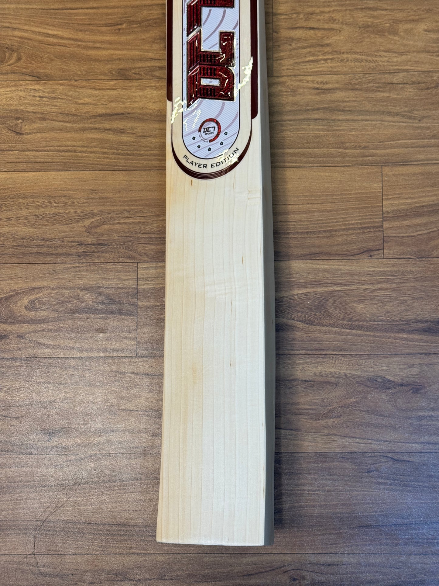 DC7 PLAYER EDITION ENGLISH WILLOW CRICKET BAT-SH