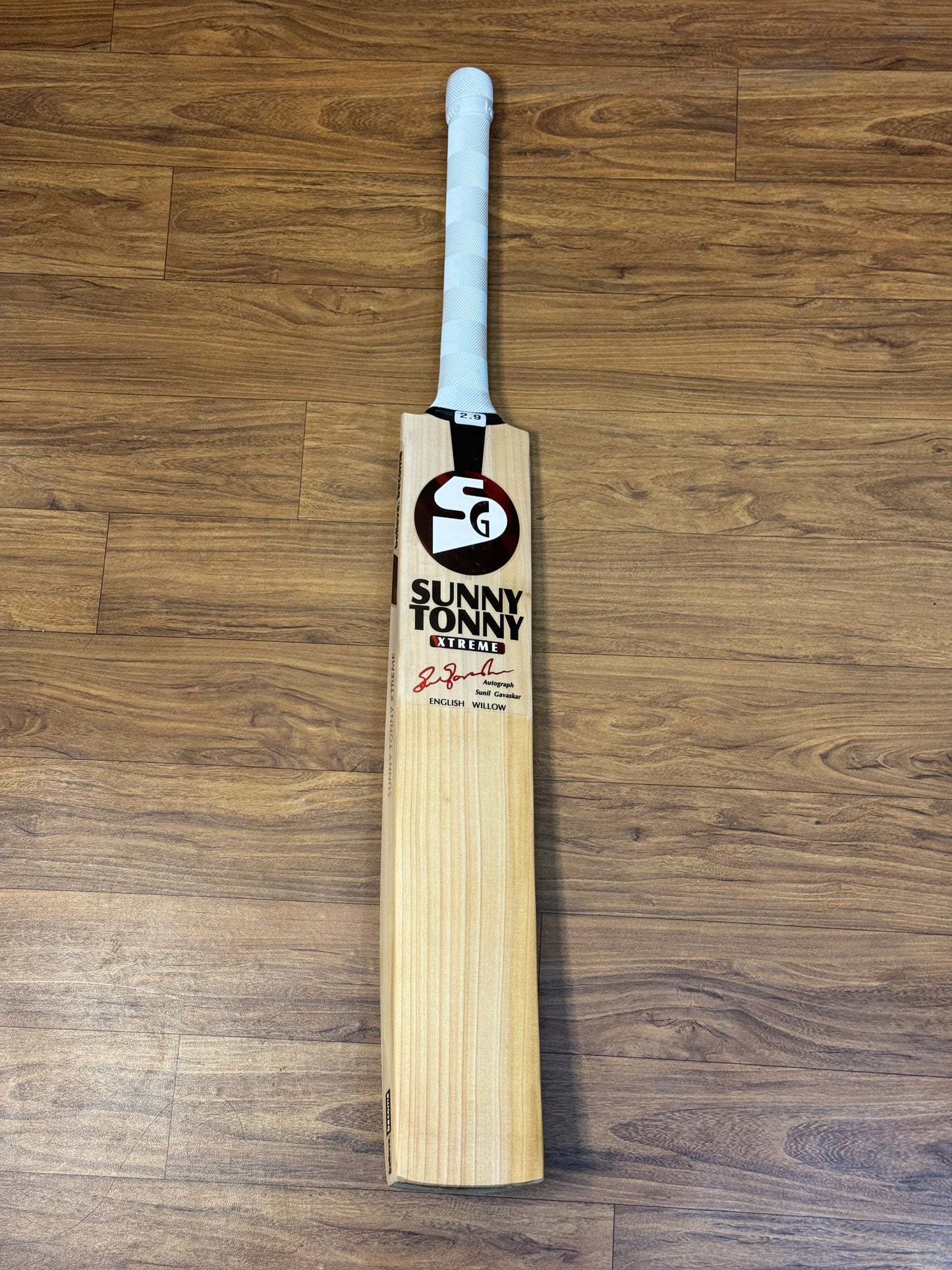 SG SUNNY TONNY XTREME ENGLISH WILLOW CRICKET BAT-SH