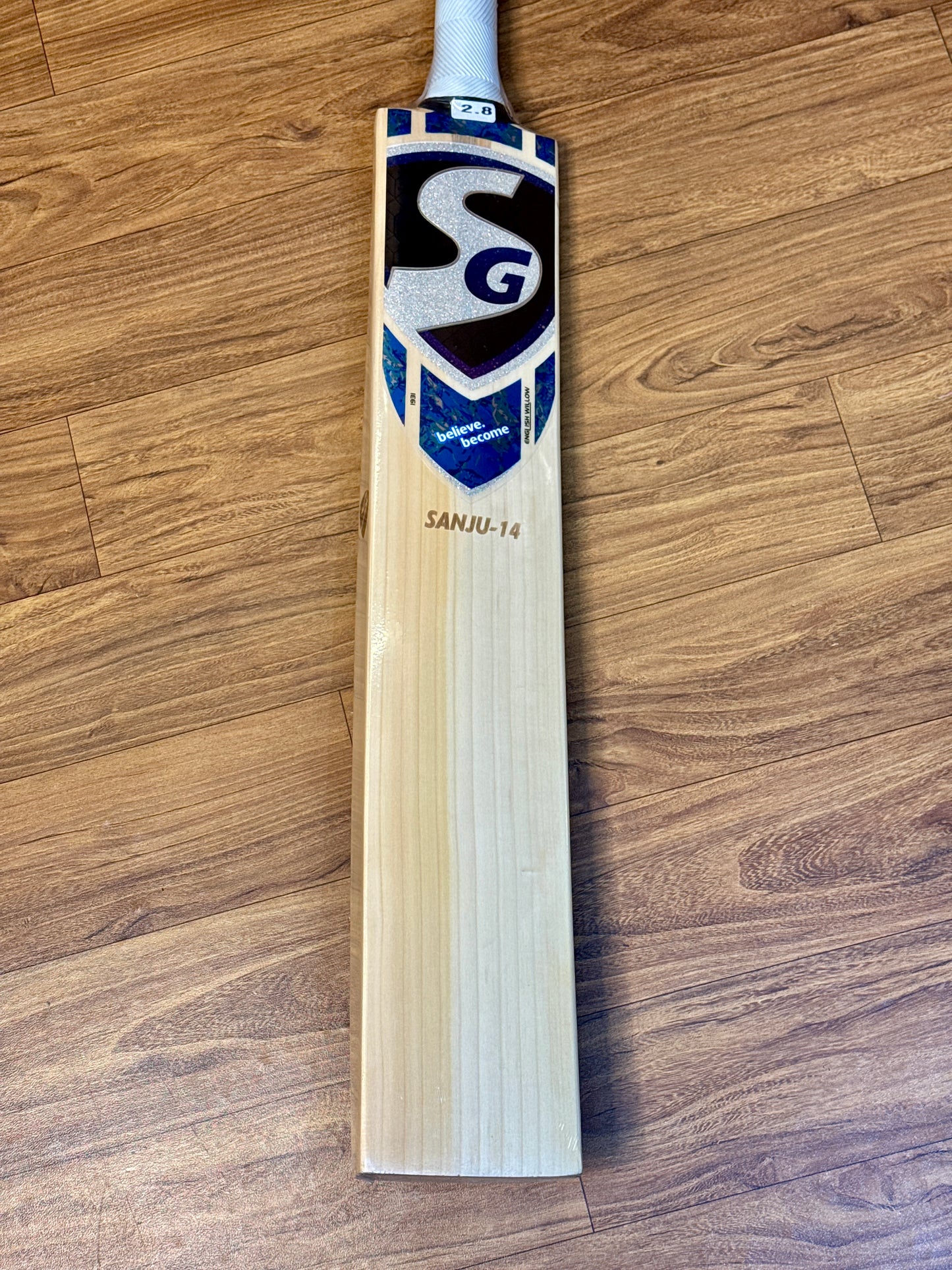 SG SANJU 14 ENGLISH WILLOW CRICKET BAT-SH
